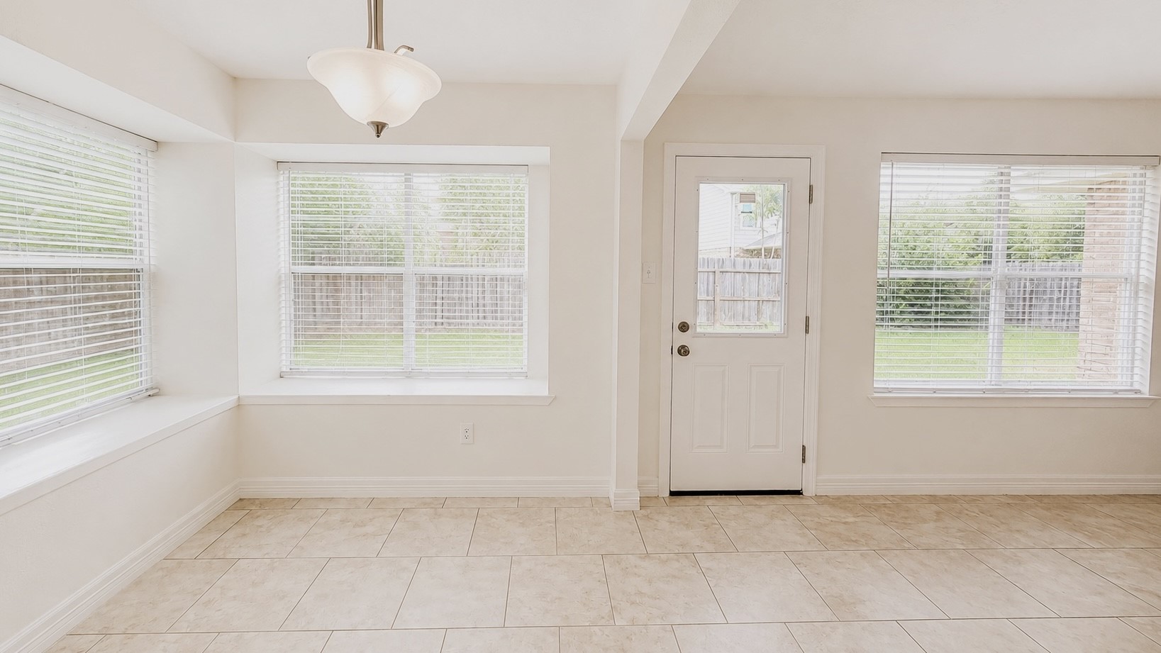 1823 Pewter Court Property Photo 9
