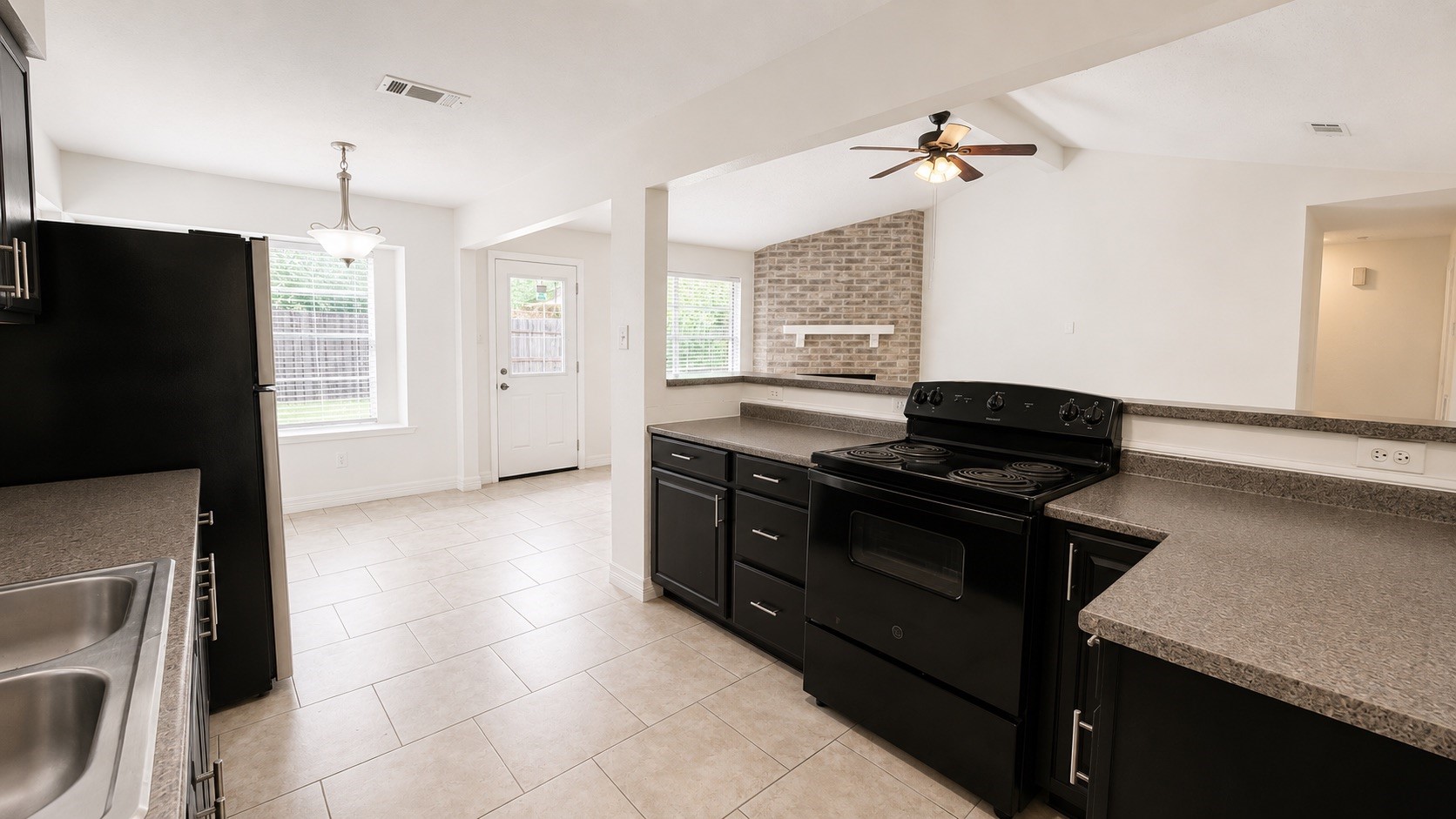 1823 Pewter Court Property Photo 16