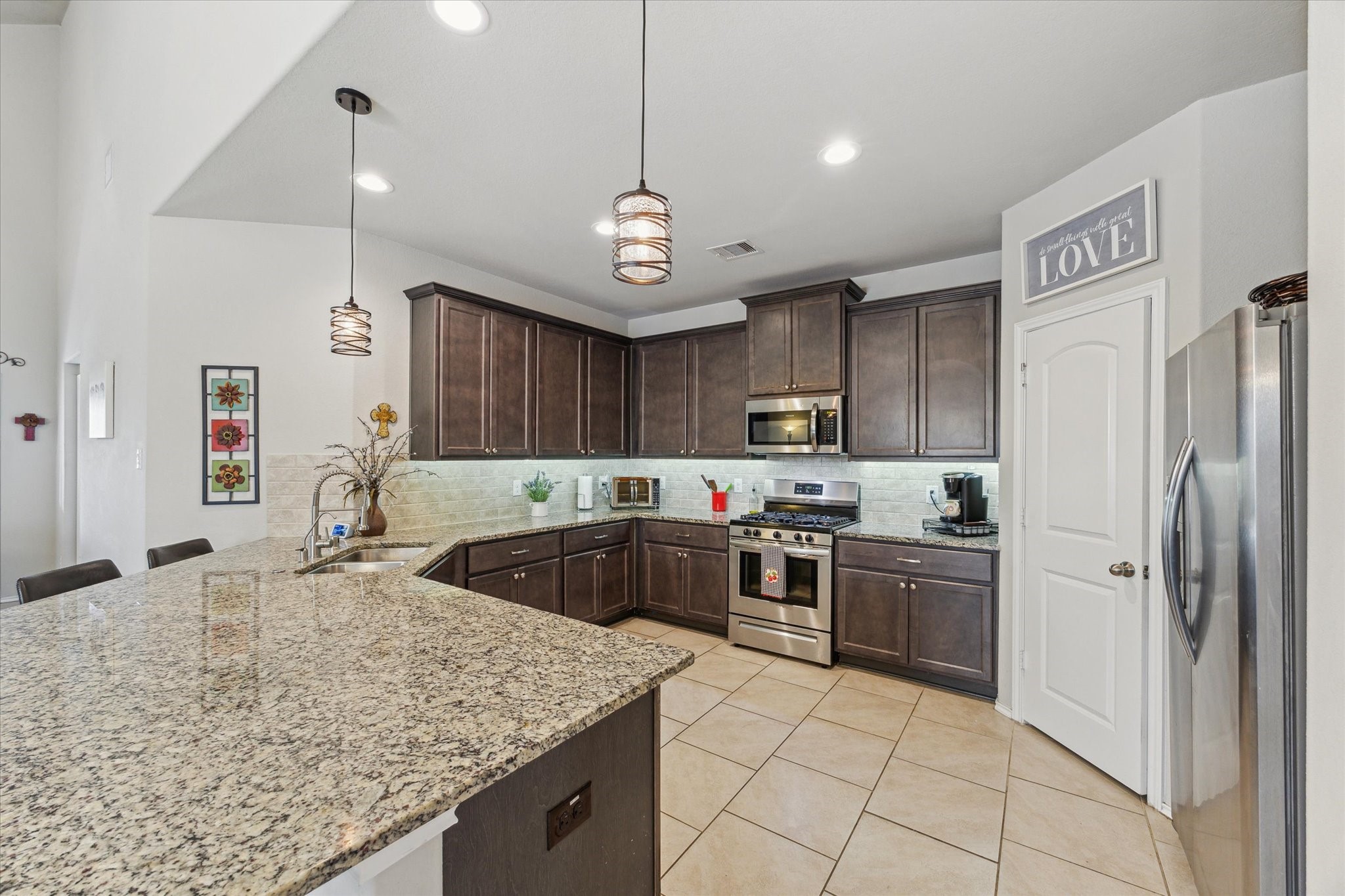 4611 Tuscan Lily Drive Property Photo