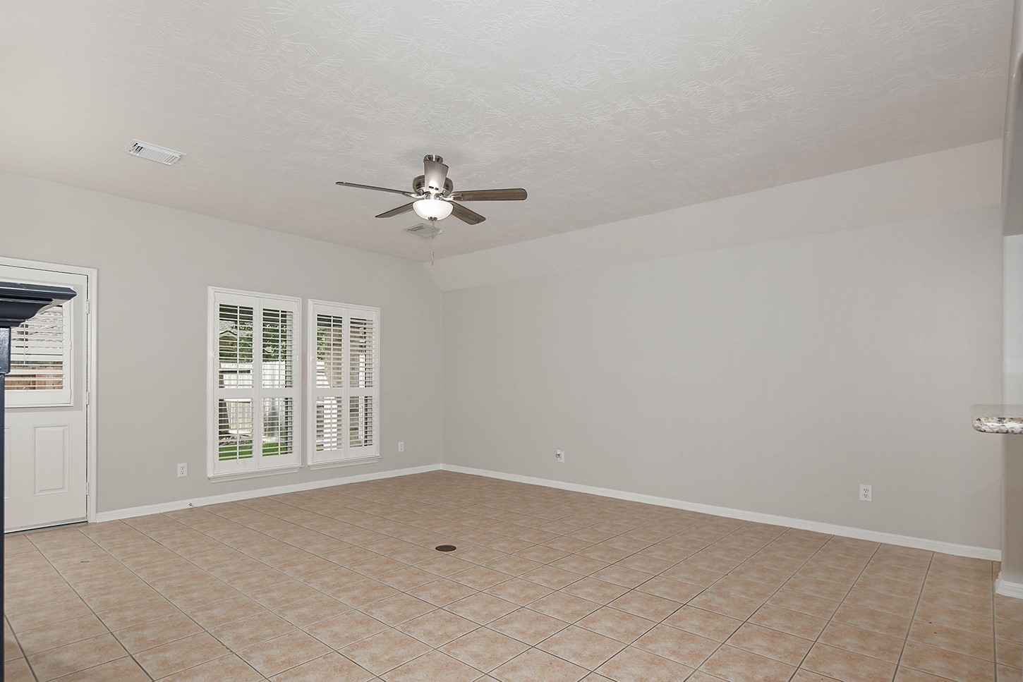 11 Fair Light Property Photo 7