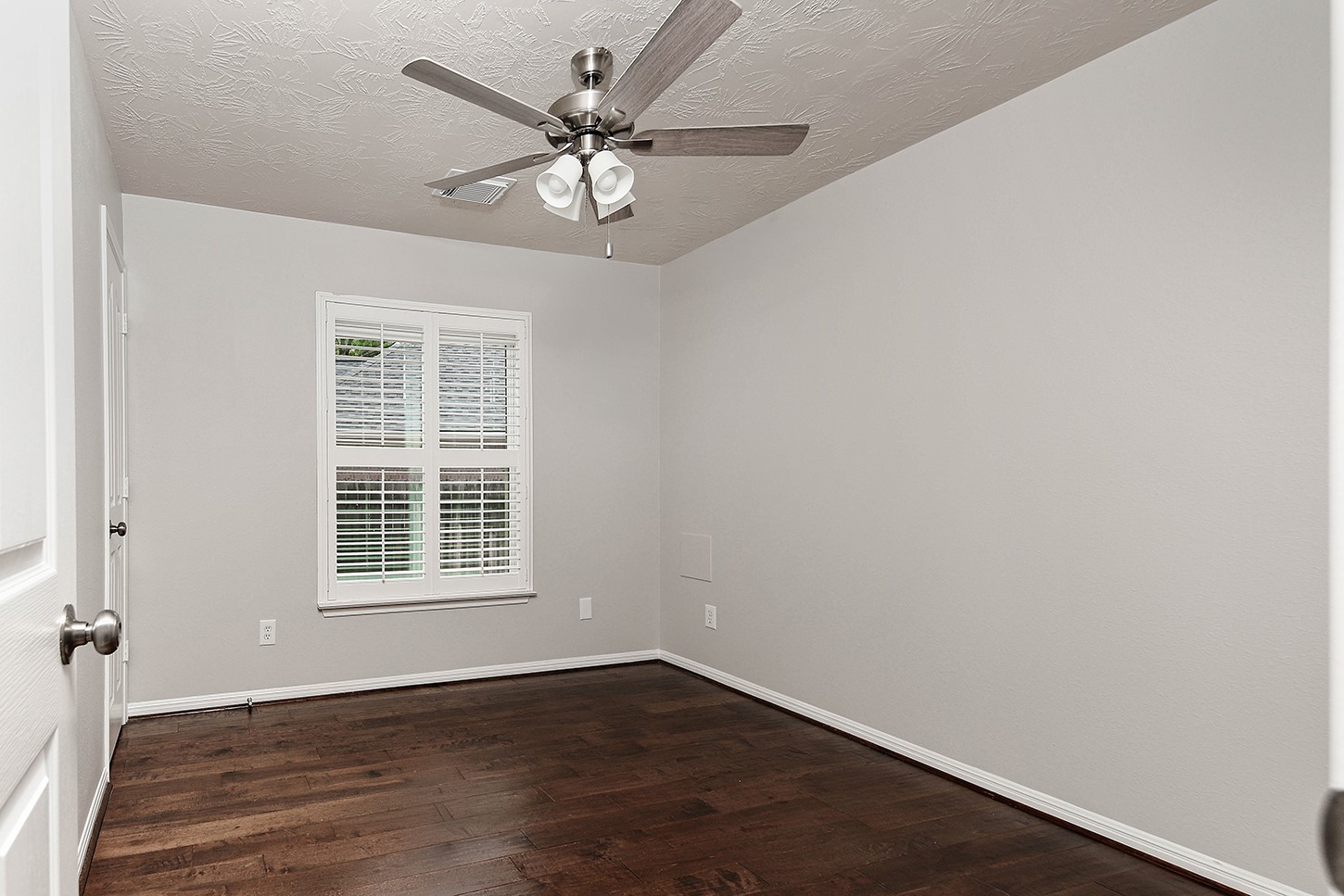 11 Fair Light Property Photo 17