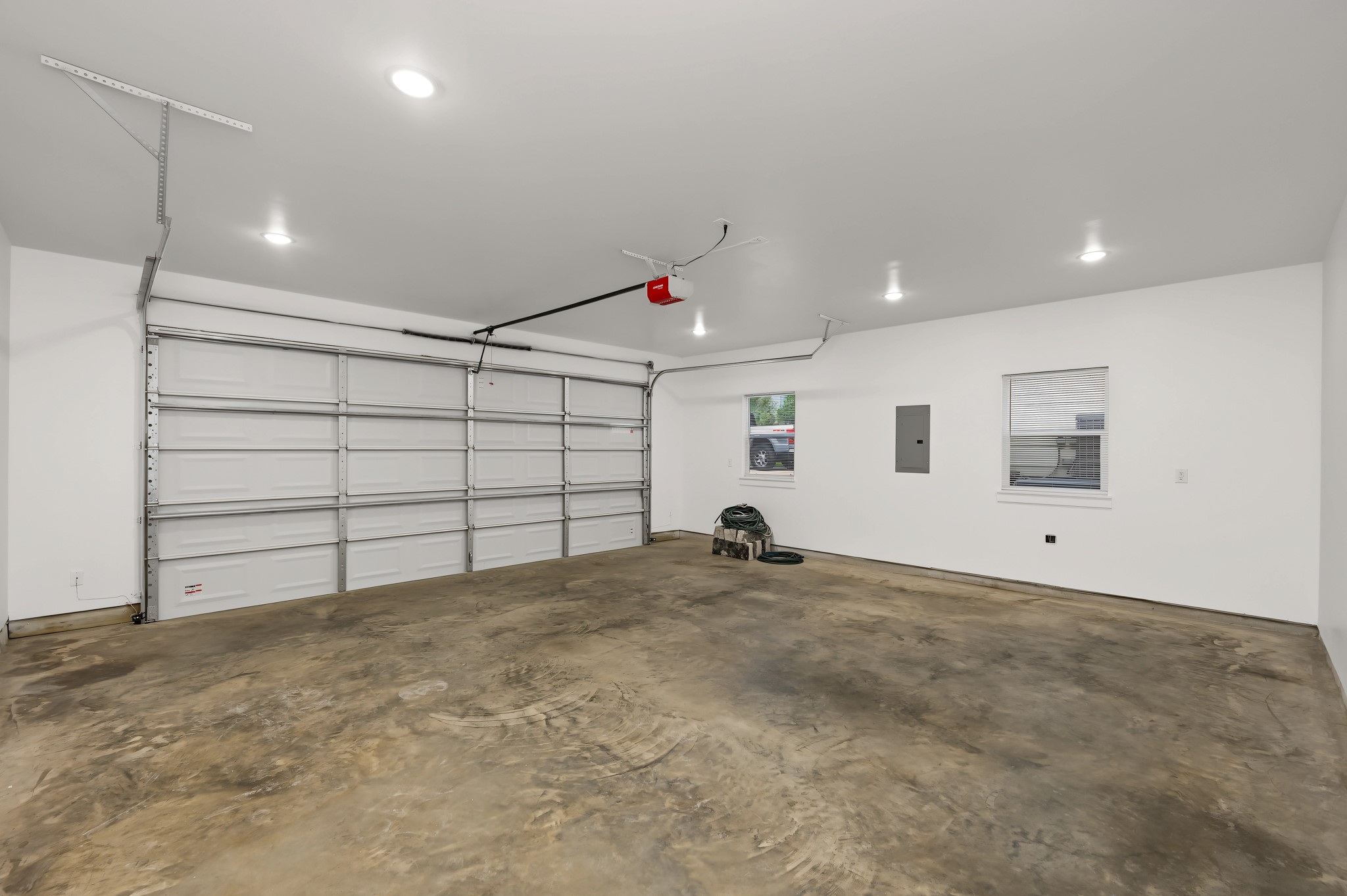 117 Sun City Lane Property Photo 34