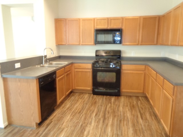 2831 Feather Green Trail Property Photo 2