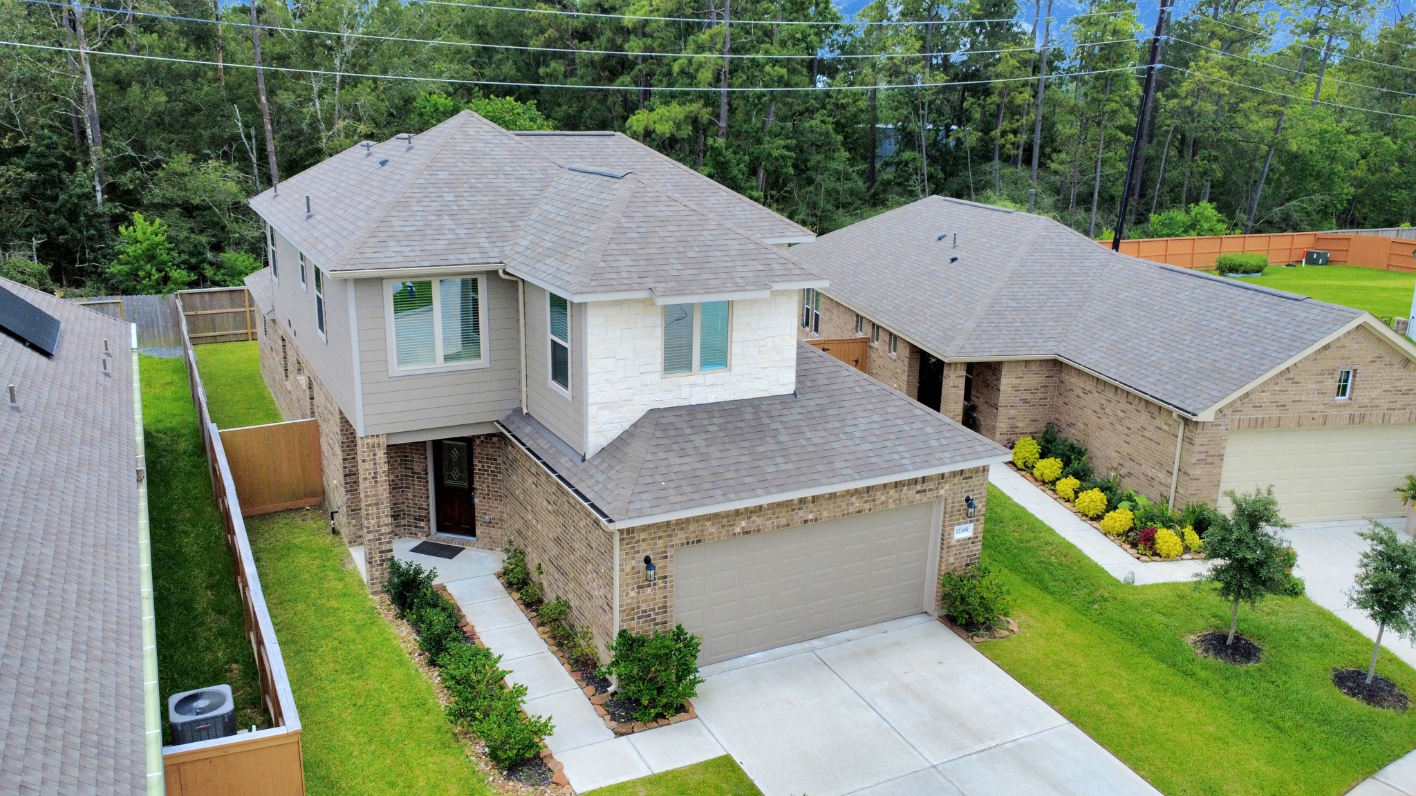 12306 Belhaven Terrace Drive Property Photo 1