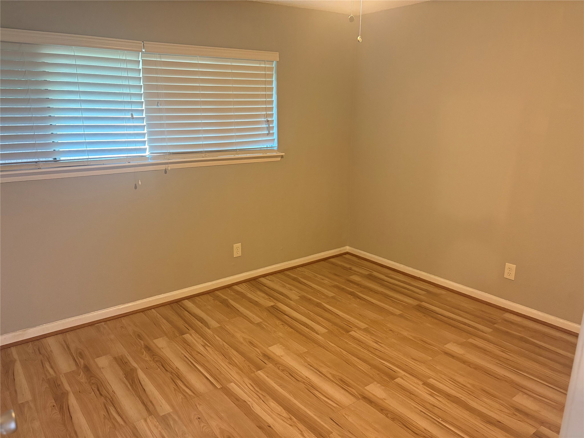 5628 Birchmont Drive A Property Photo 4