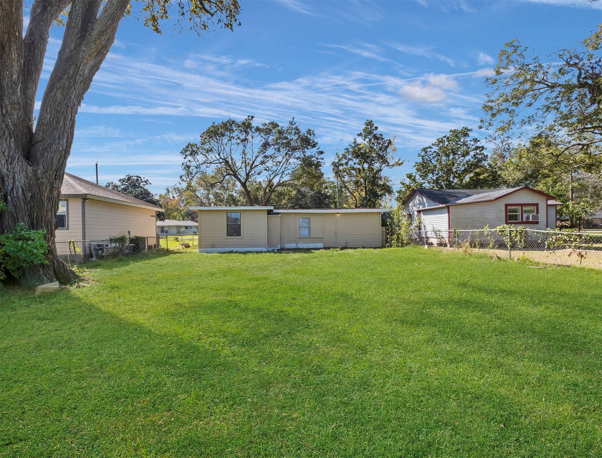 741 Vine Street Property Photo 12