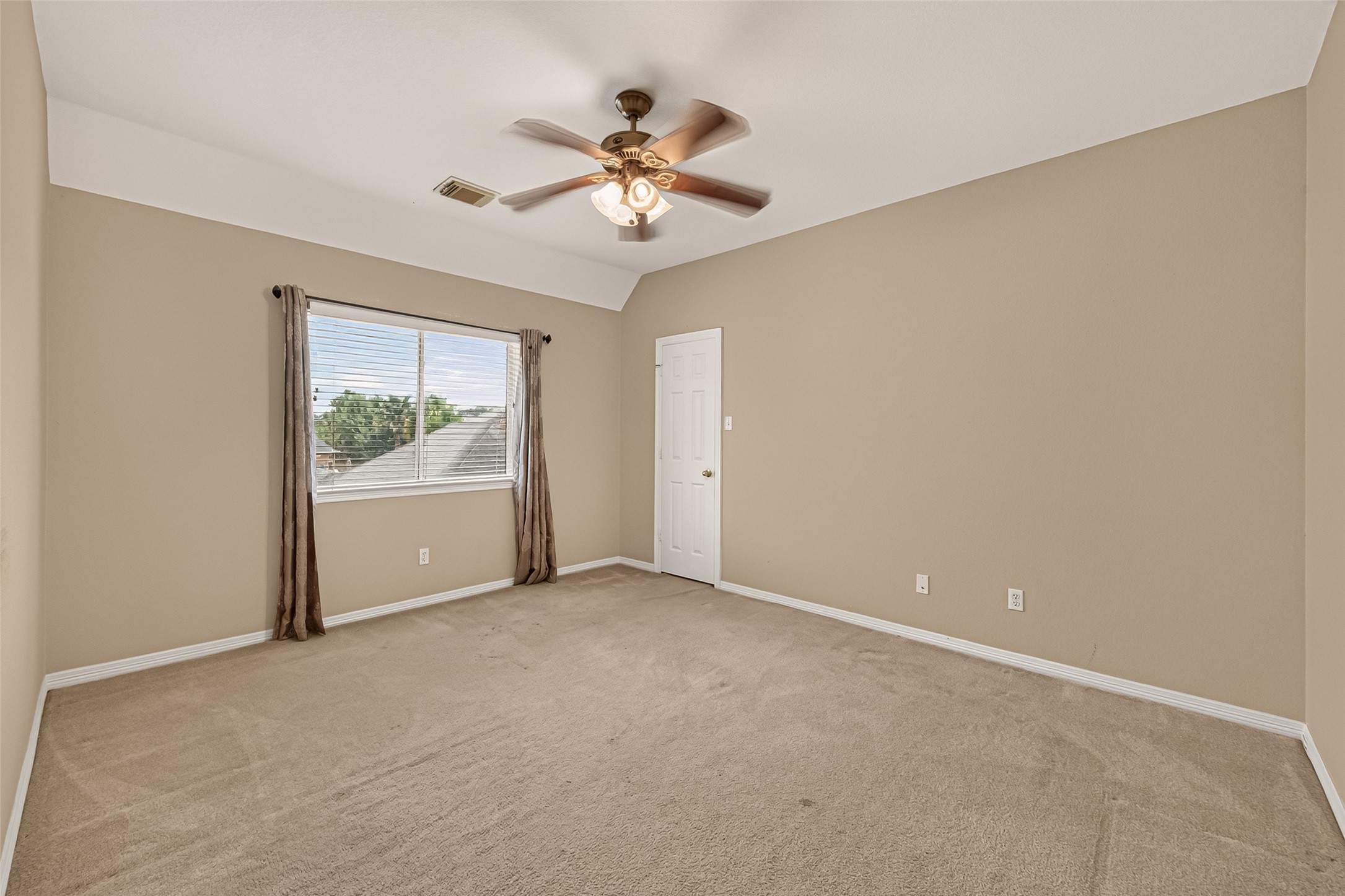 4343 Millers Creek Court Property Photo 27