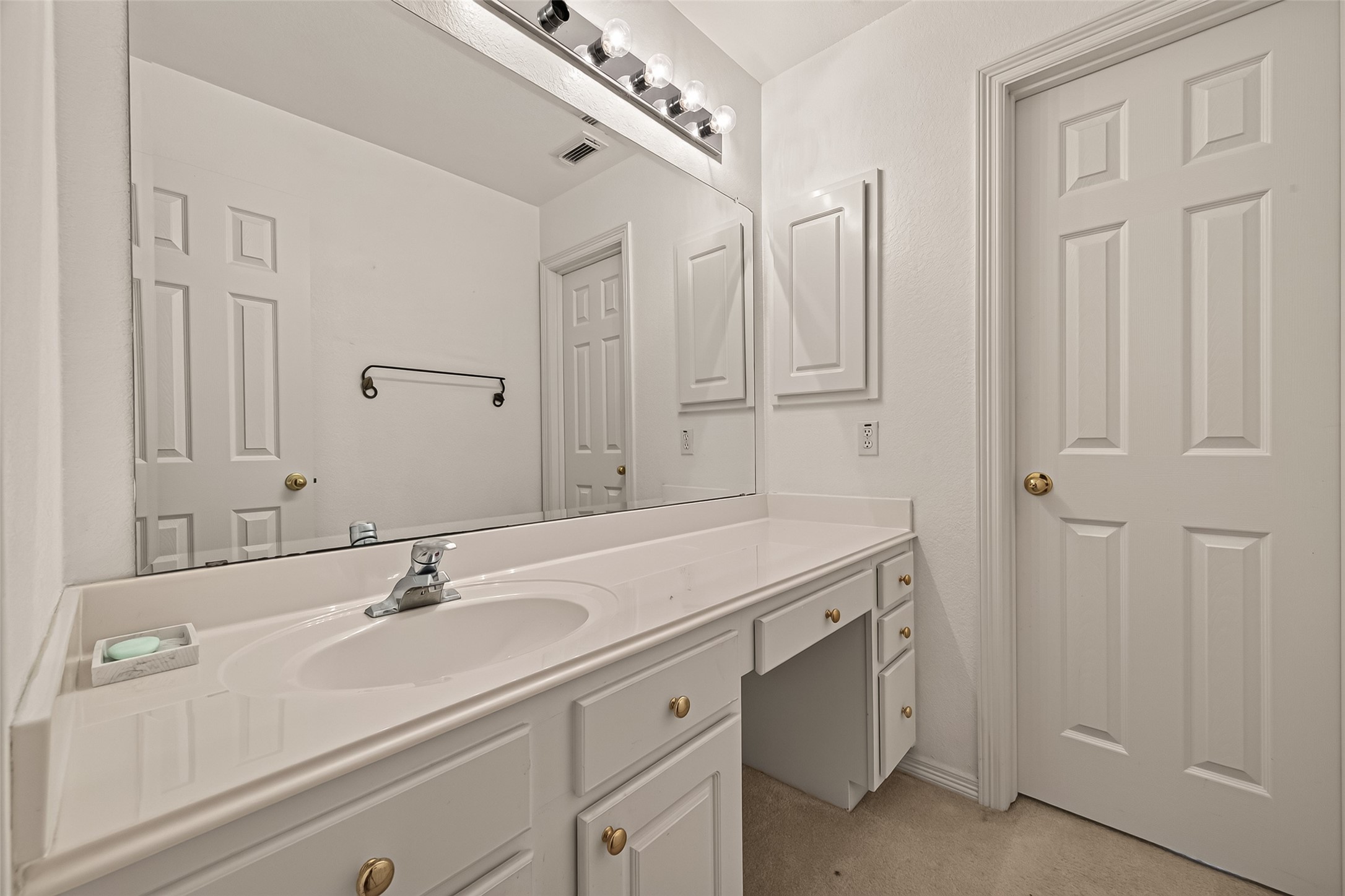 4343 Millers Creek Court Property Photo 28