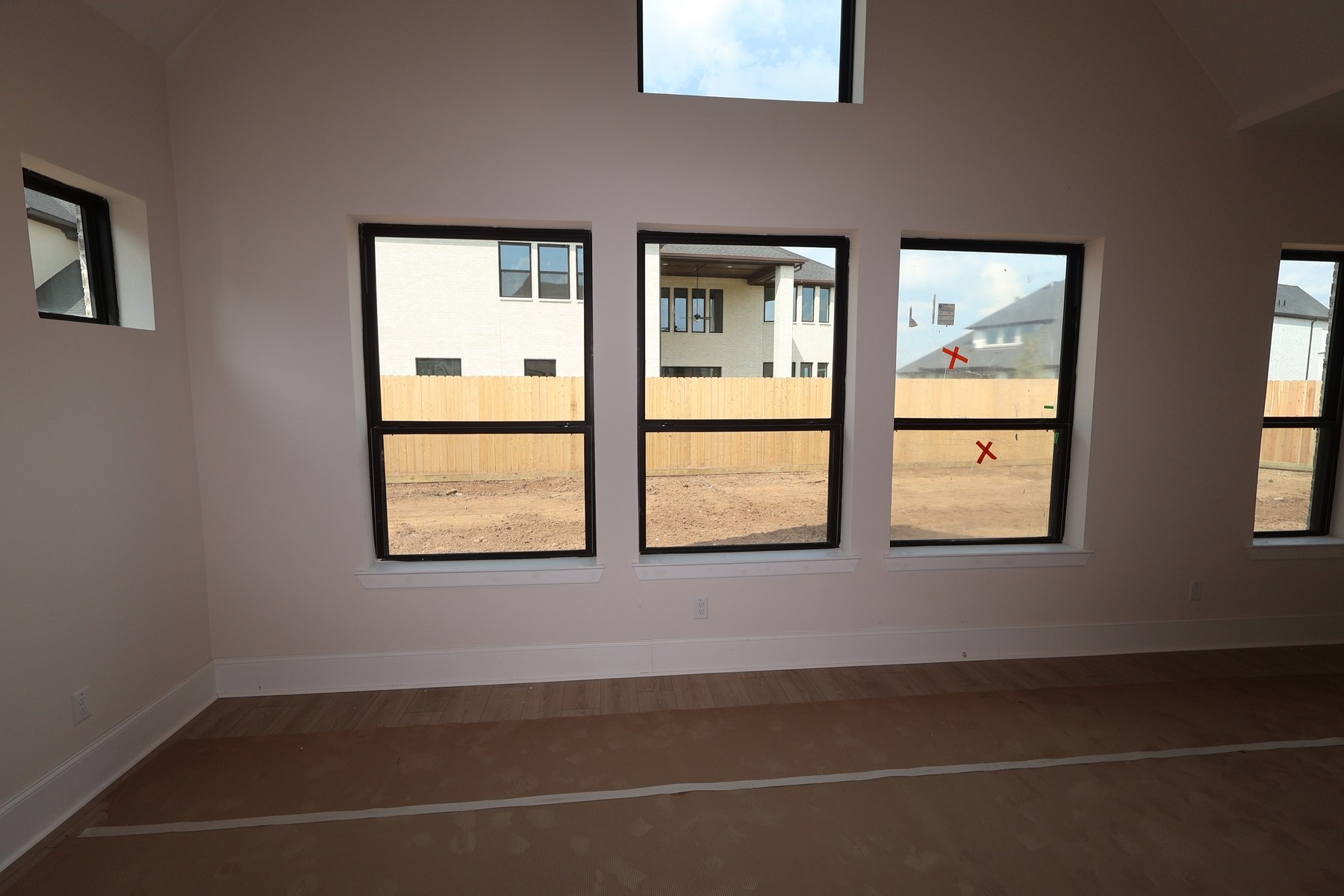 710 Hummingbird Haven Drive Property Photo 12