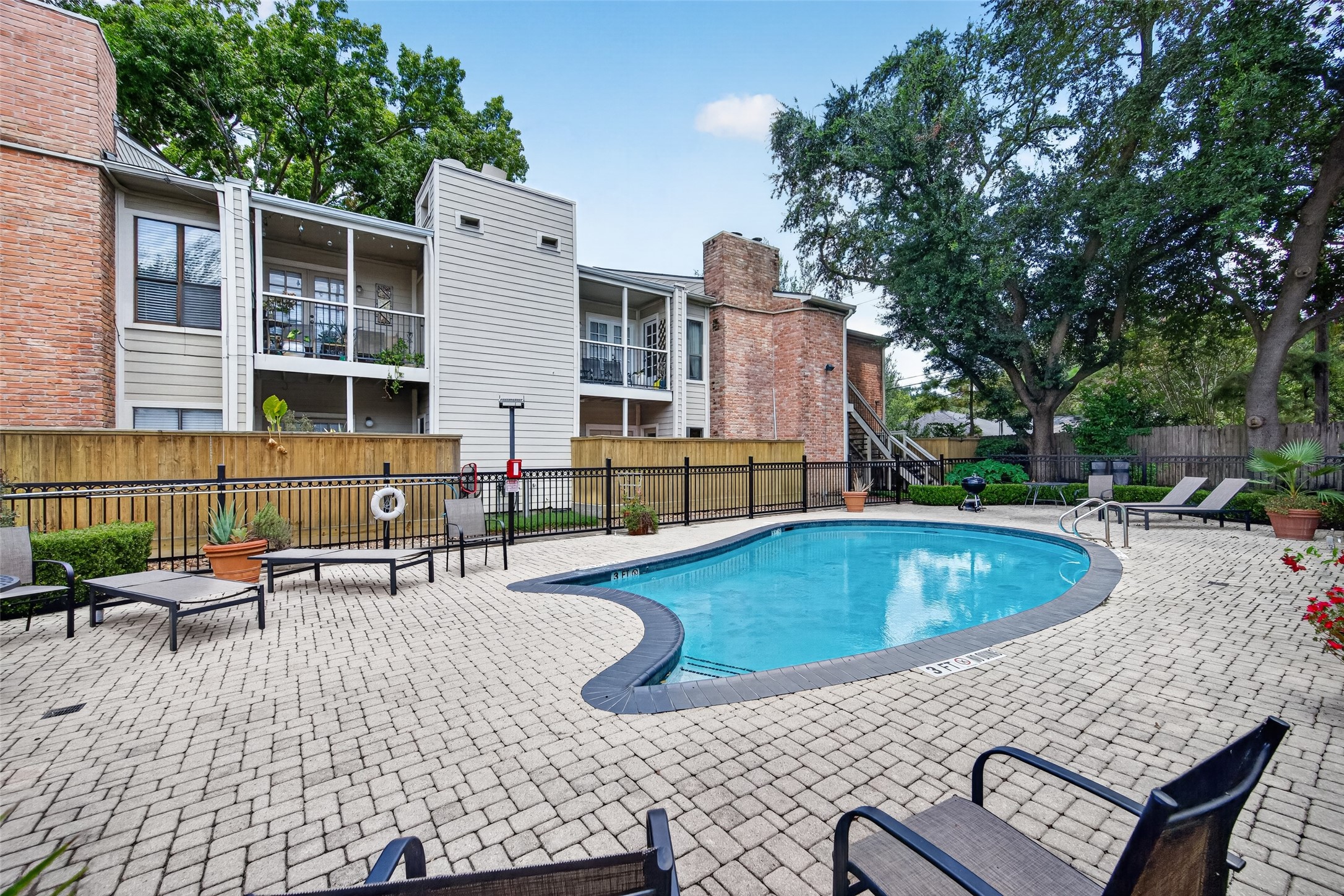 2001 Bering Drive 3d Property Photo 27