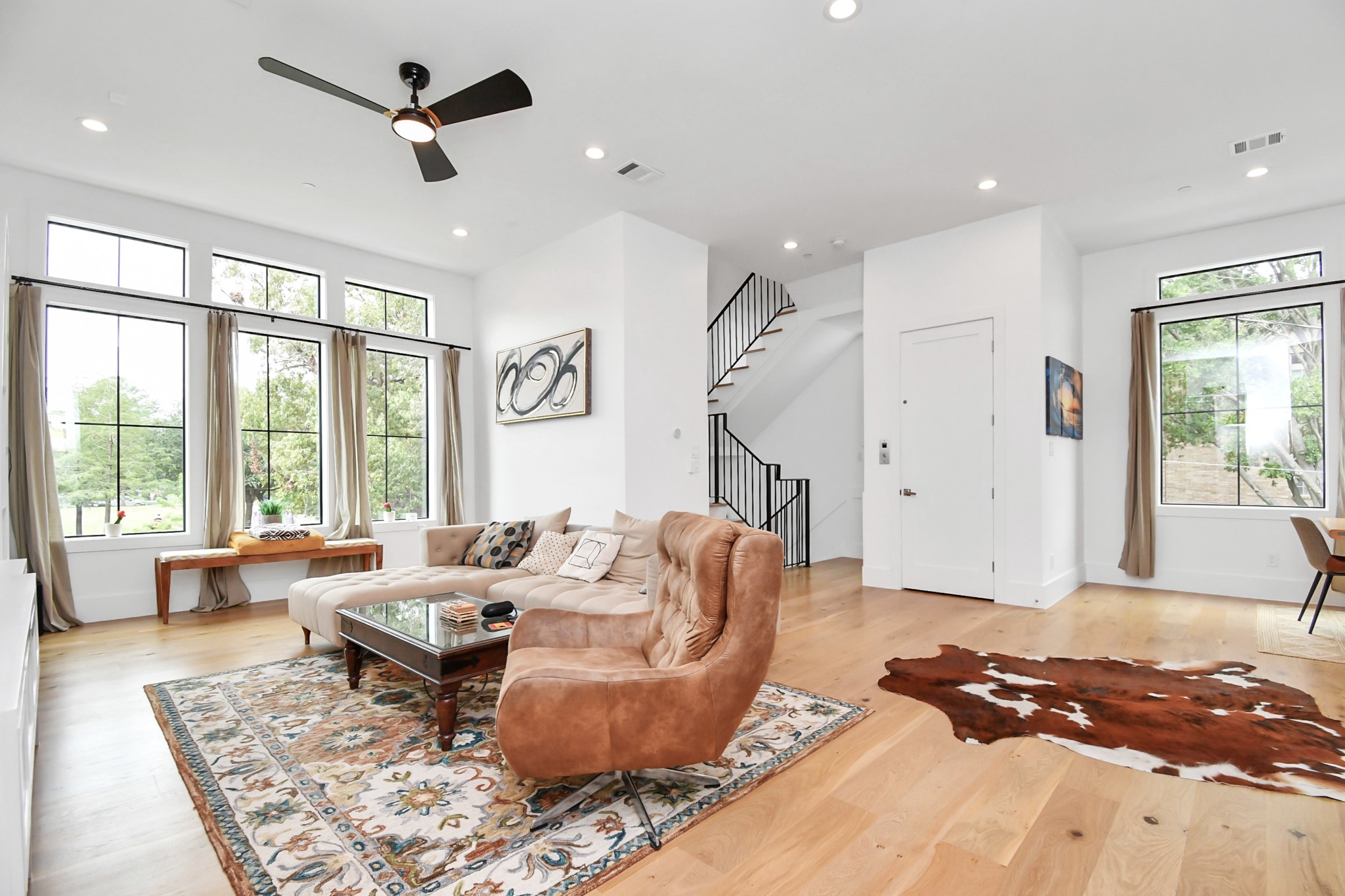 2303 Yupon Street Property Photo 15