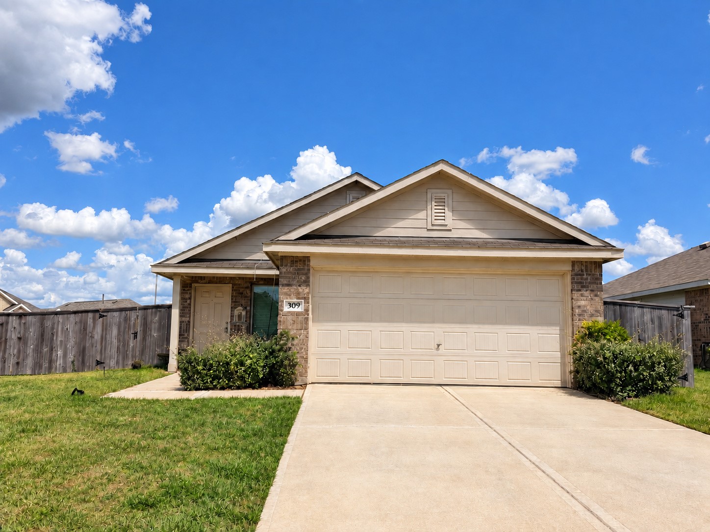 309 Birch Blossom Path Property Photo 1