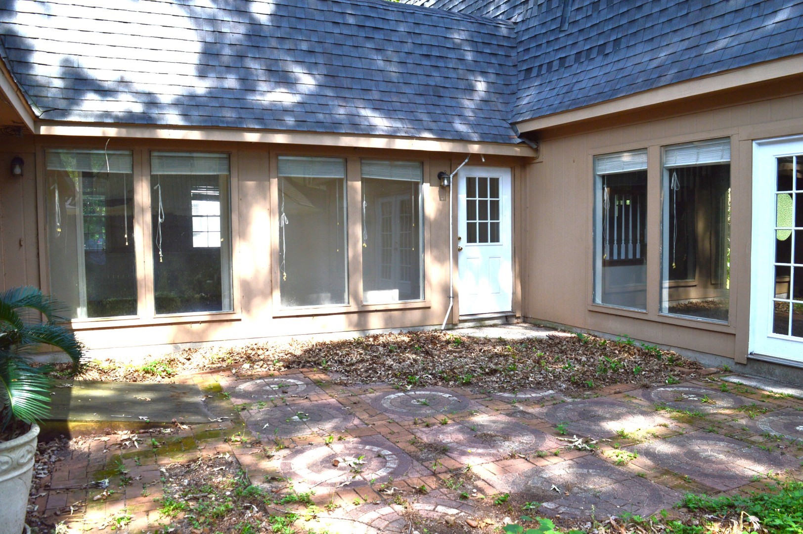 314 Tara Park Property Photo 29