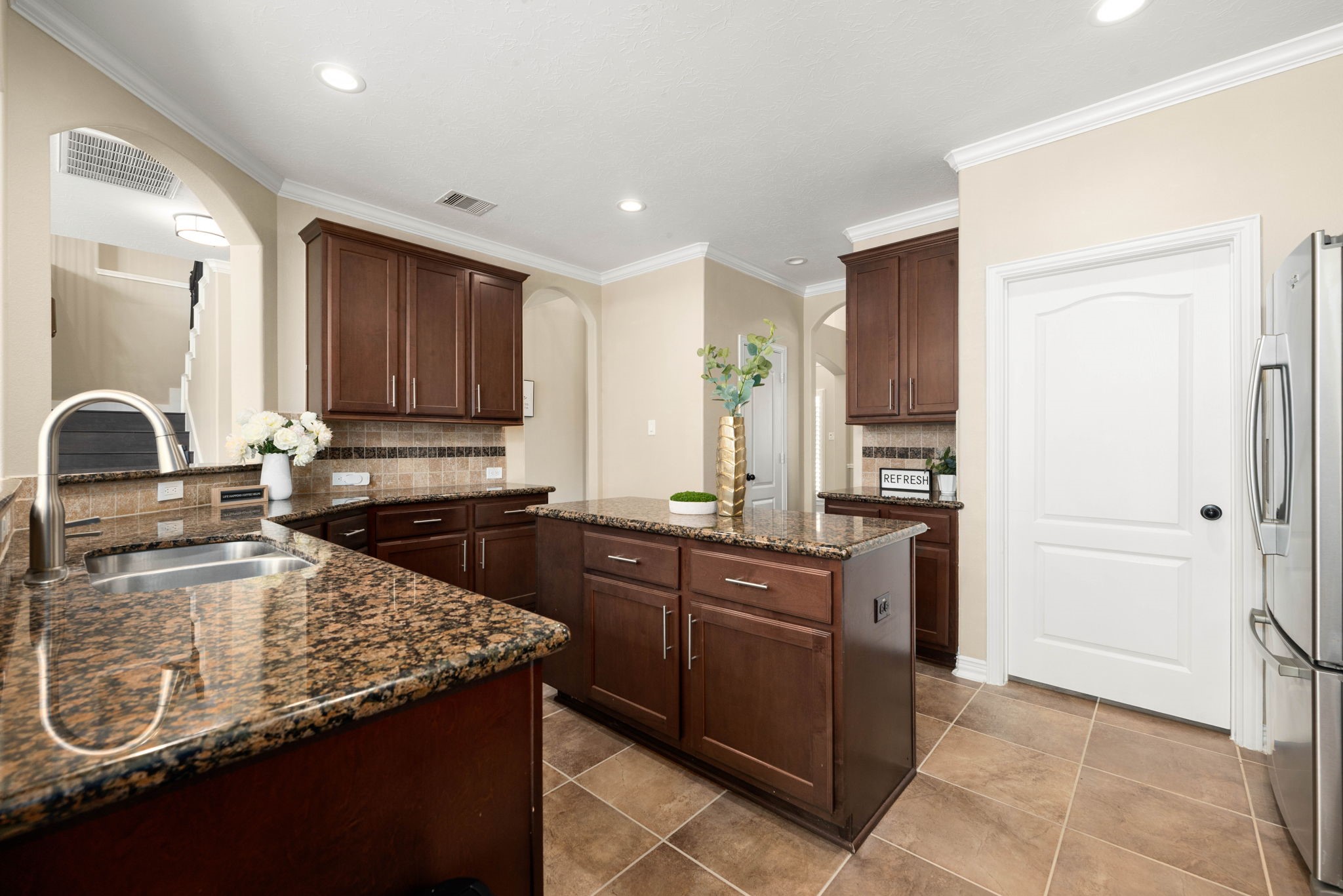 17923 Camp Cove Drive Property Photo 11