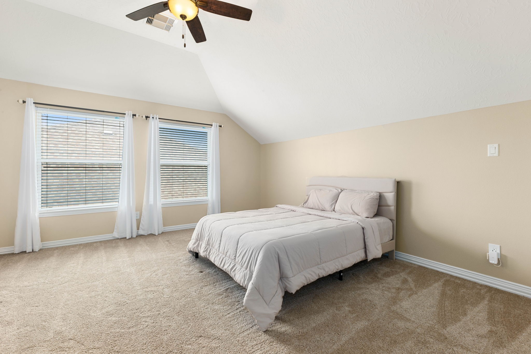 17923 Camp Cove Drive Property Photo 24