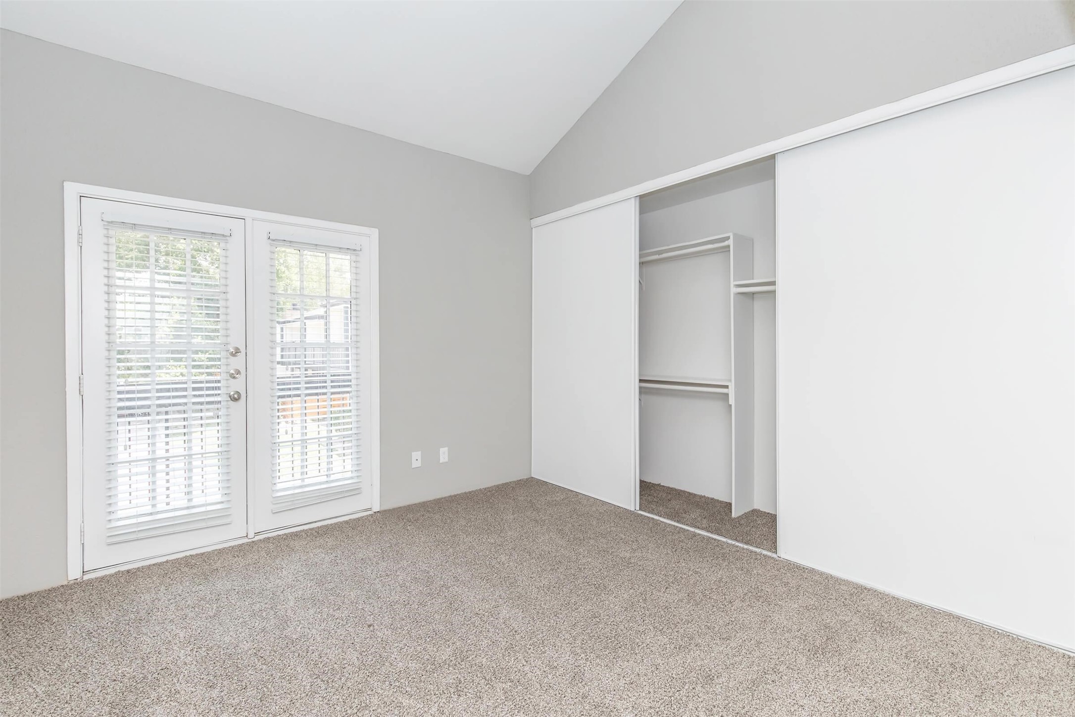 18001 Cypress Trace Road 902 Property Photo 10