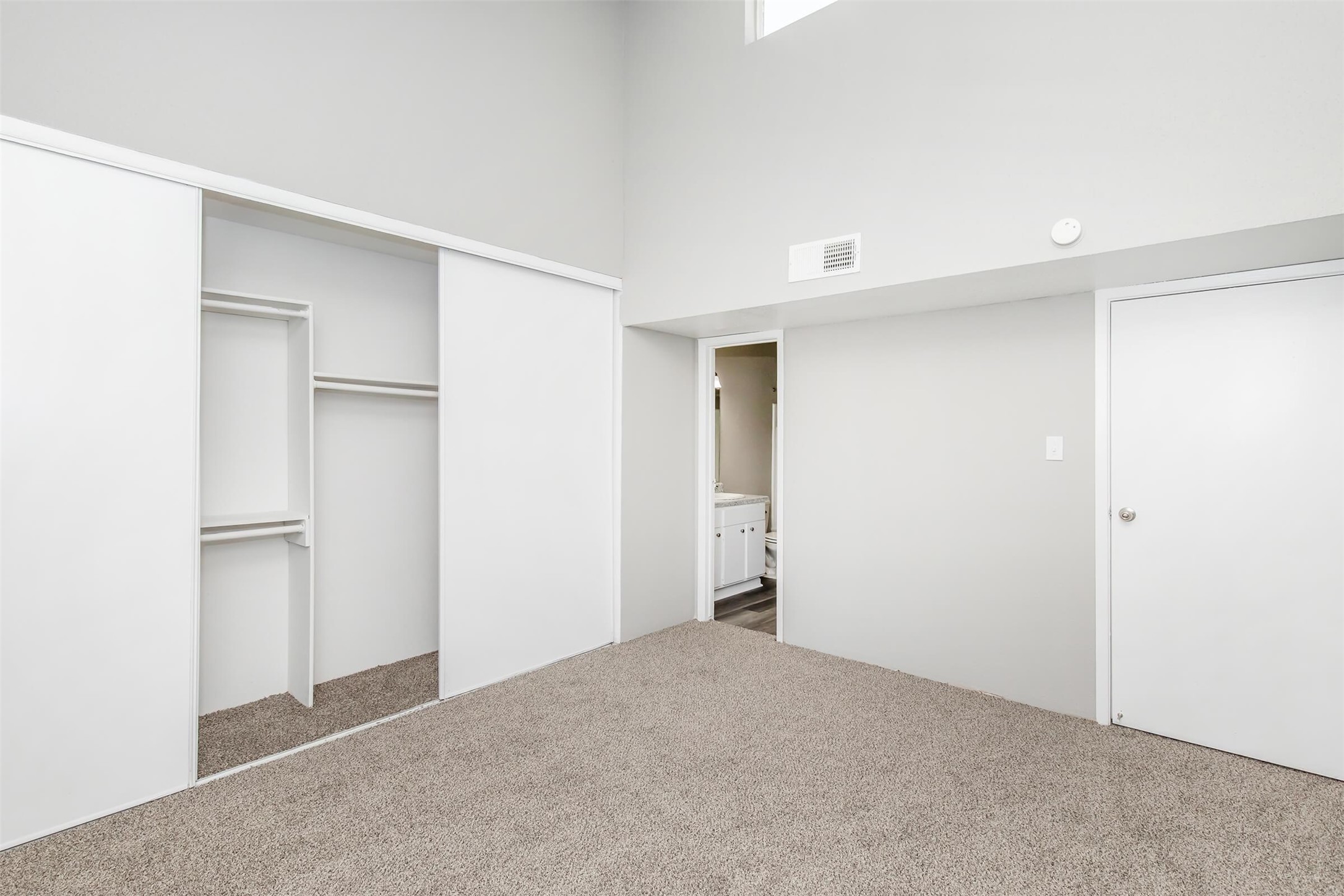 18001 Cypress Trace Road 902 Property Photo 11