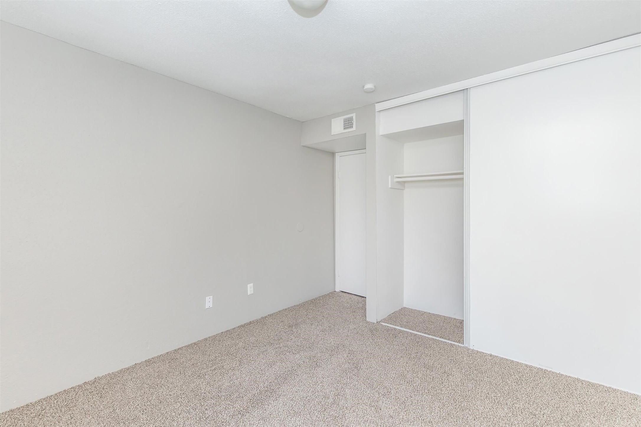 18001 Cypress Trace Road 902 Property Photo 15