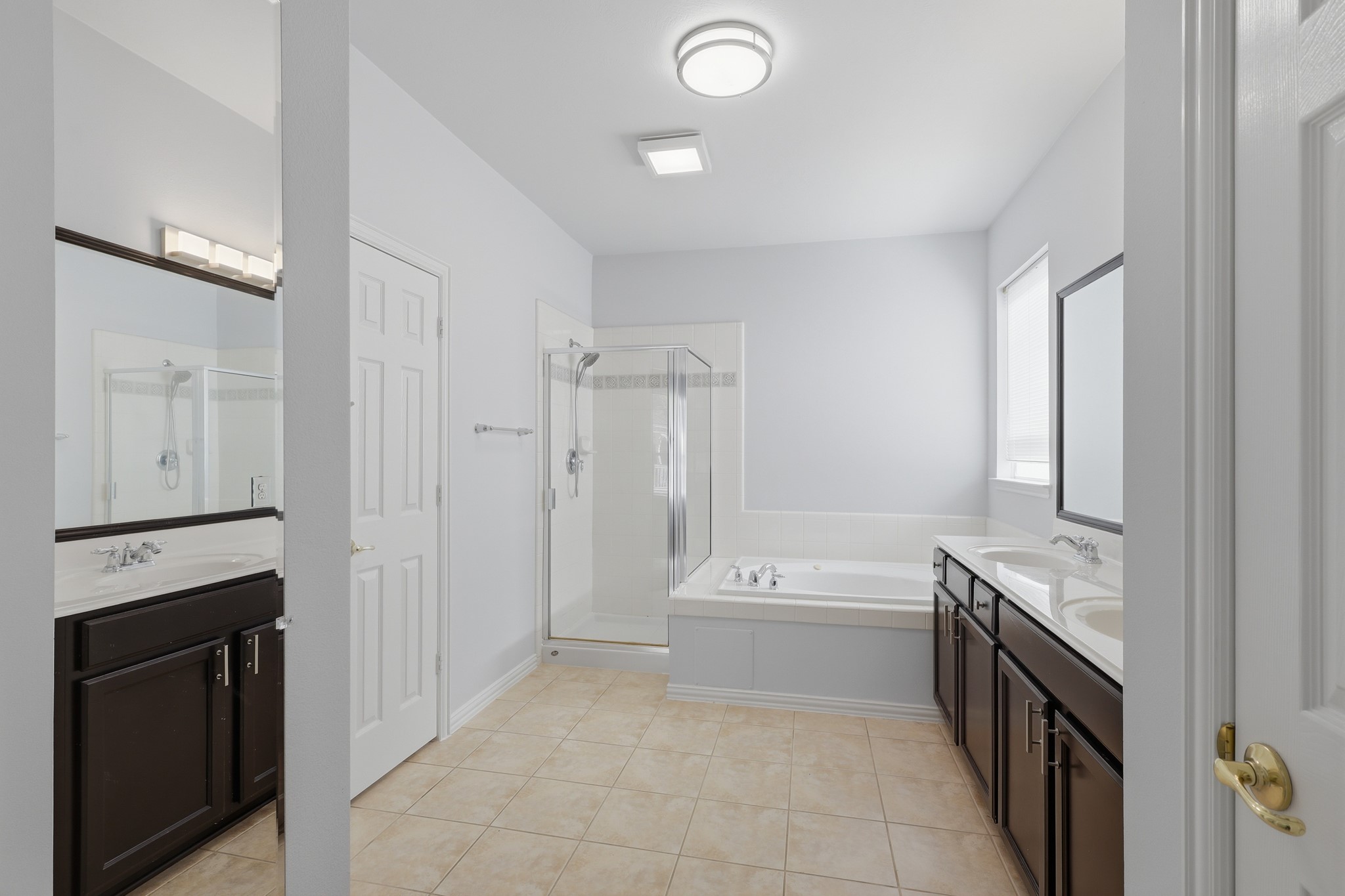 15902 Emerald Briar Lane Property Photo 14