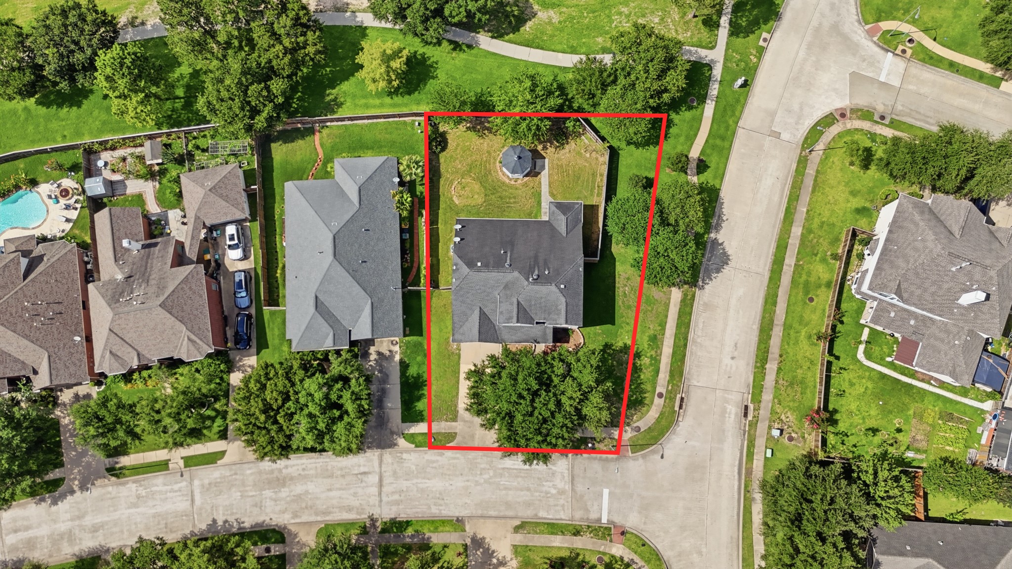 15902 Emerald Briar Lane Property Photo 26