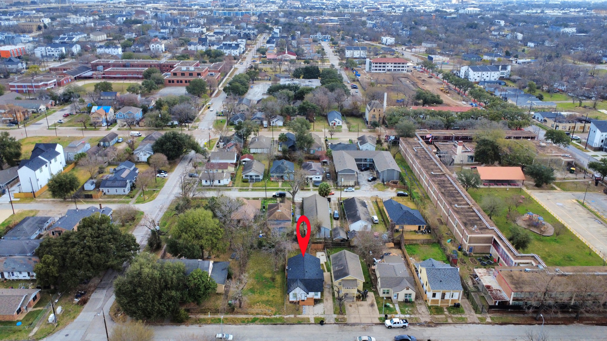 2811 Winbern Street Property Photo 42