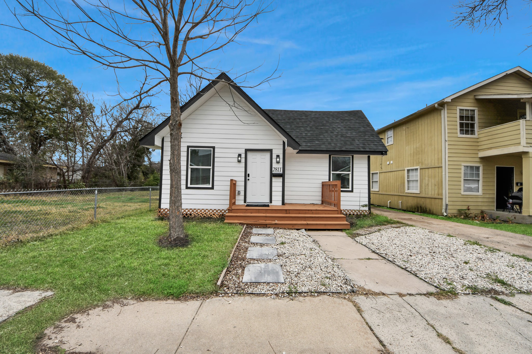 2811 Winbern Street Property Photo 44