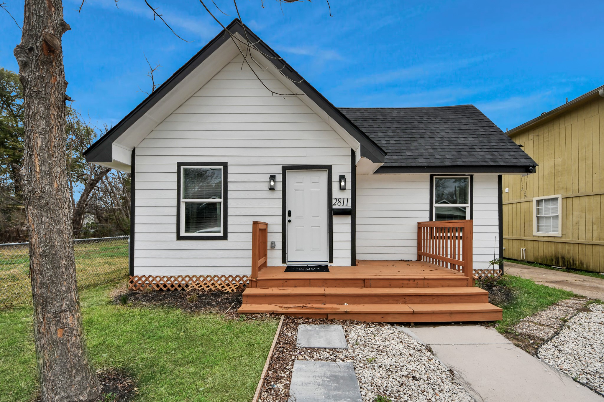 2811 Winbern Street Property Photo 46
