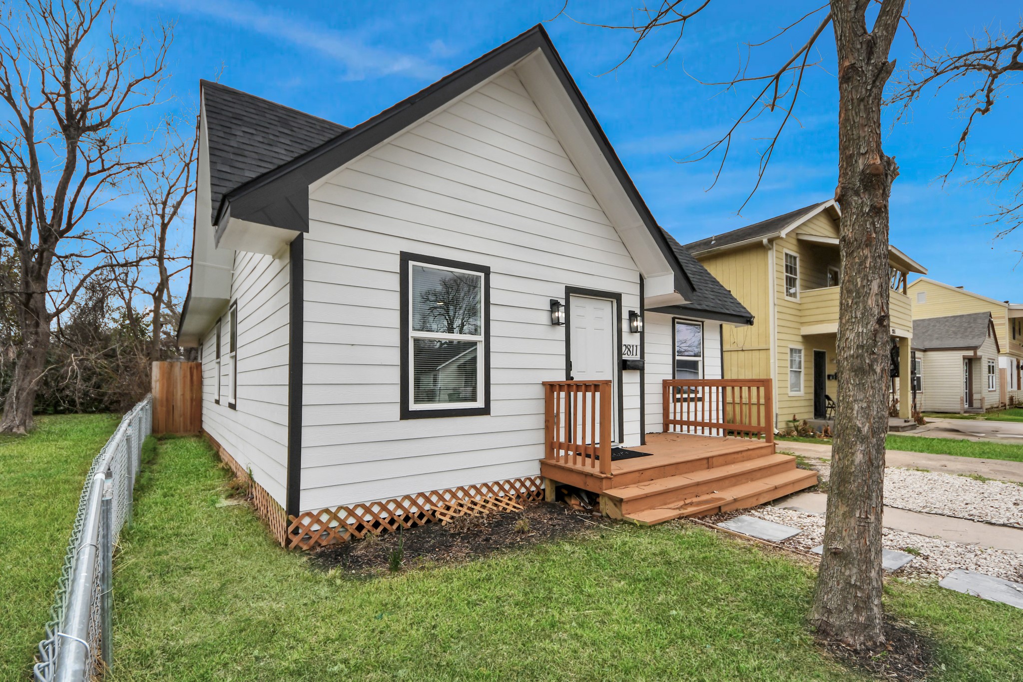 2811 Winbern Street Property Photo 48