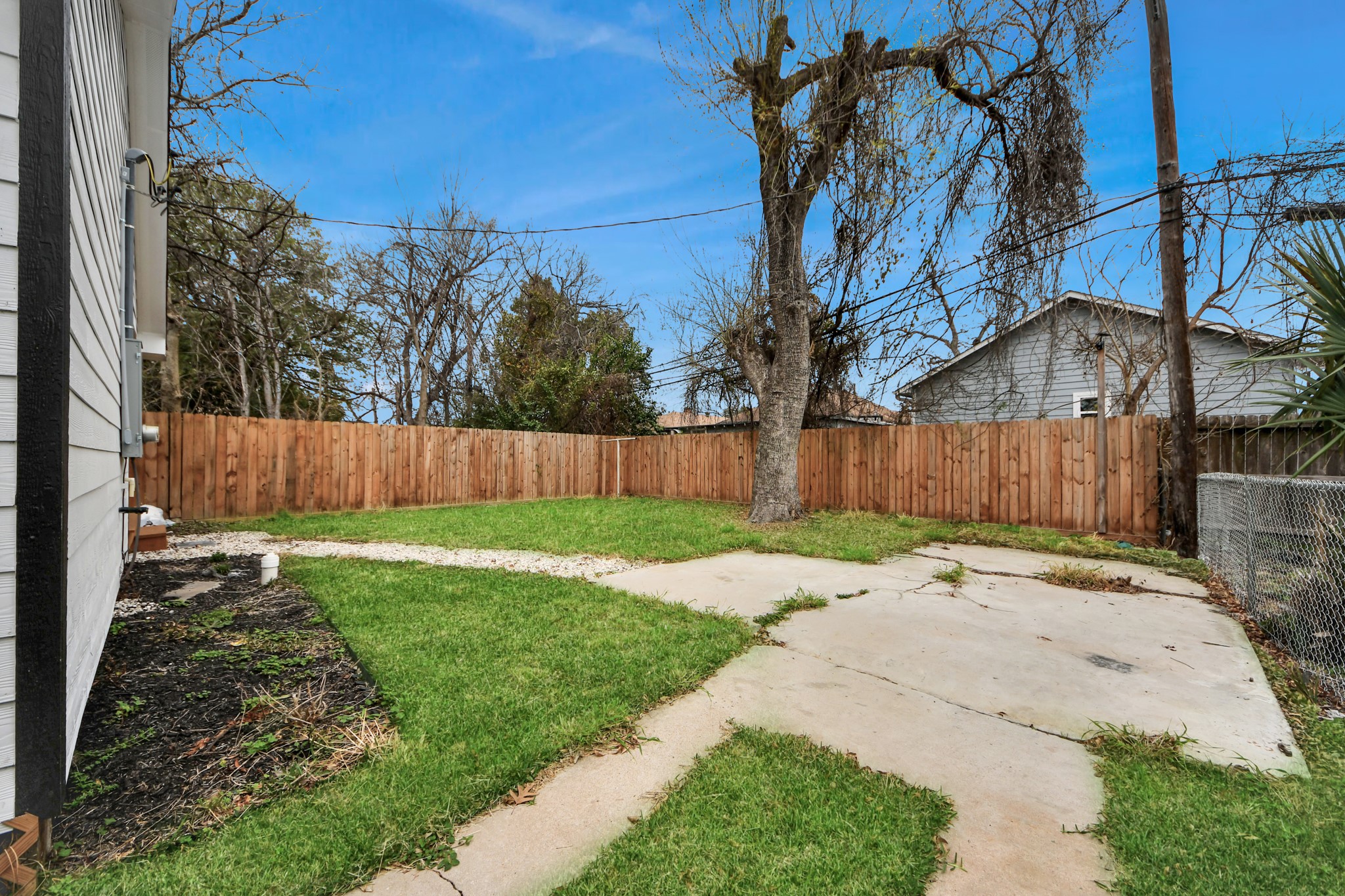 2811 Winbern Street Property Photo 50