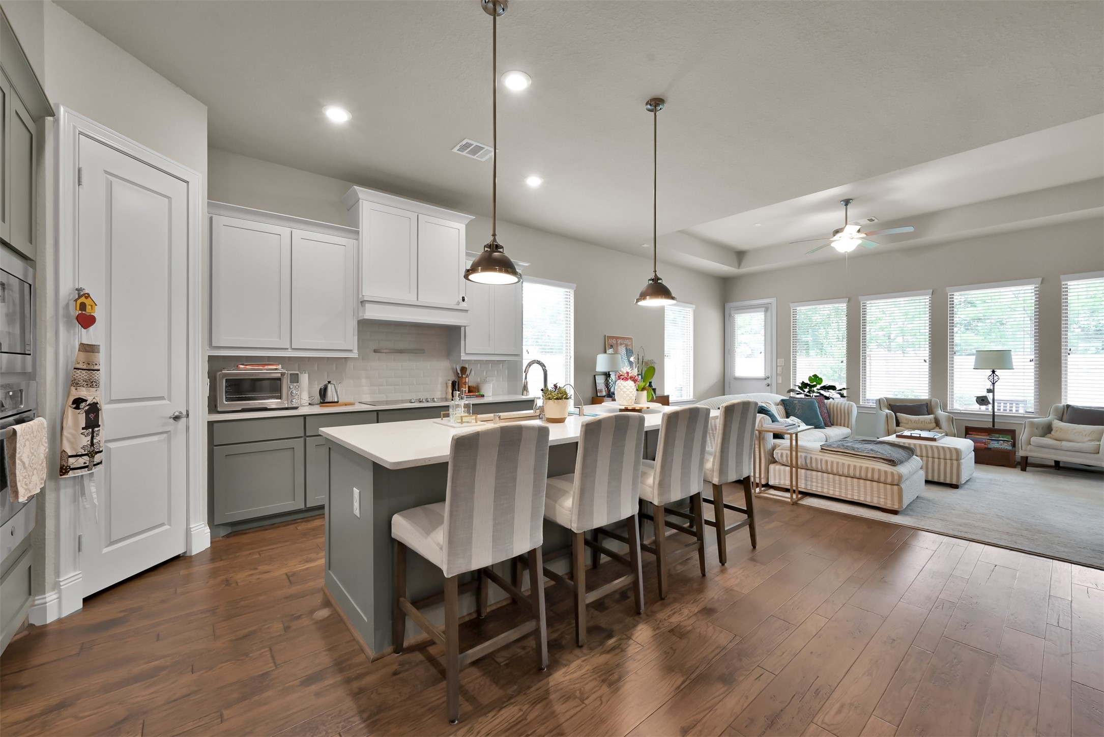4205 Grand Oaks Wind Property Photo 8