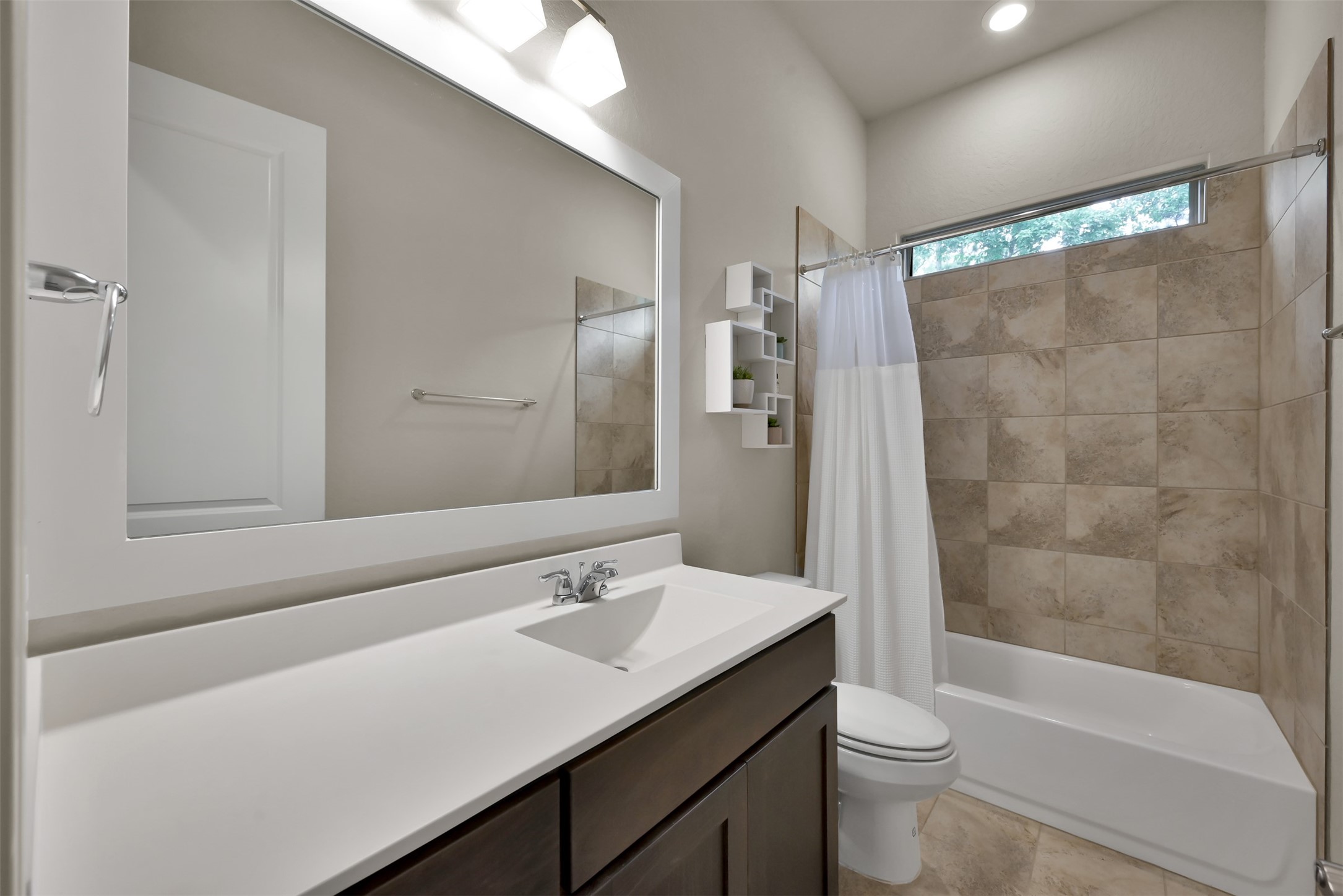 4205 Grand Oaks Wind Property Photo 22