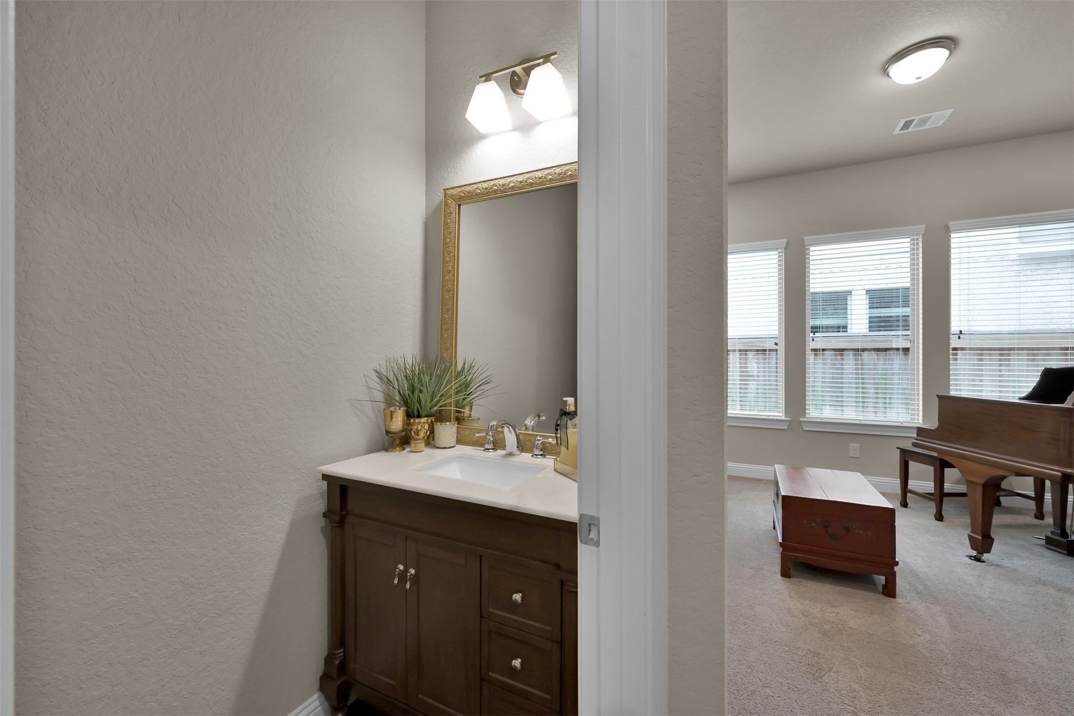 4205 Grand Oaks Wind Property Photo 26