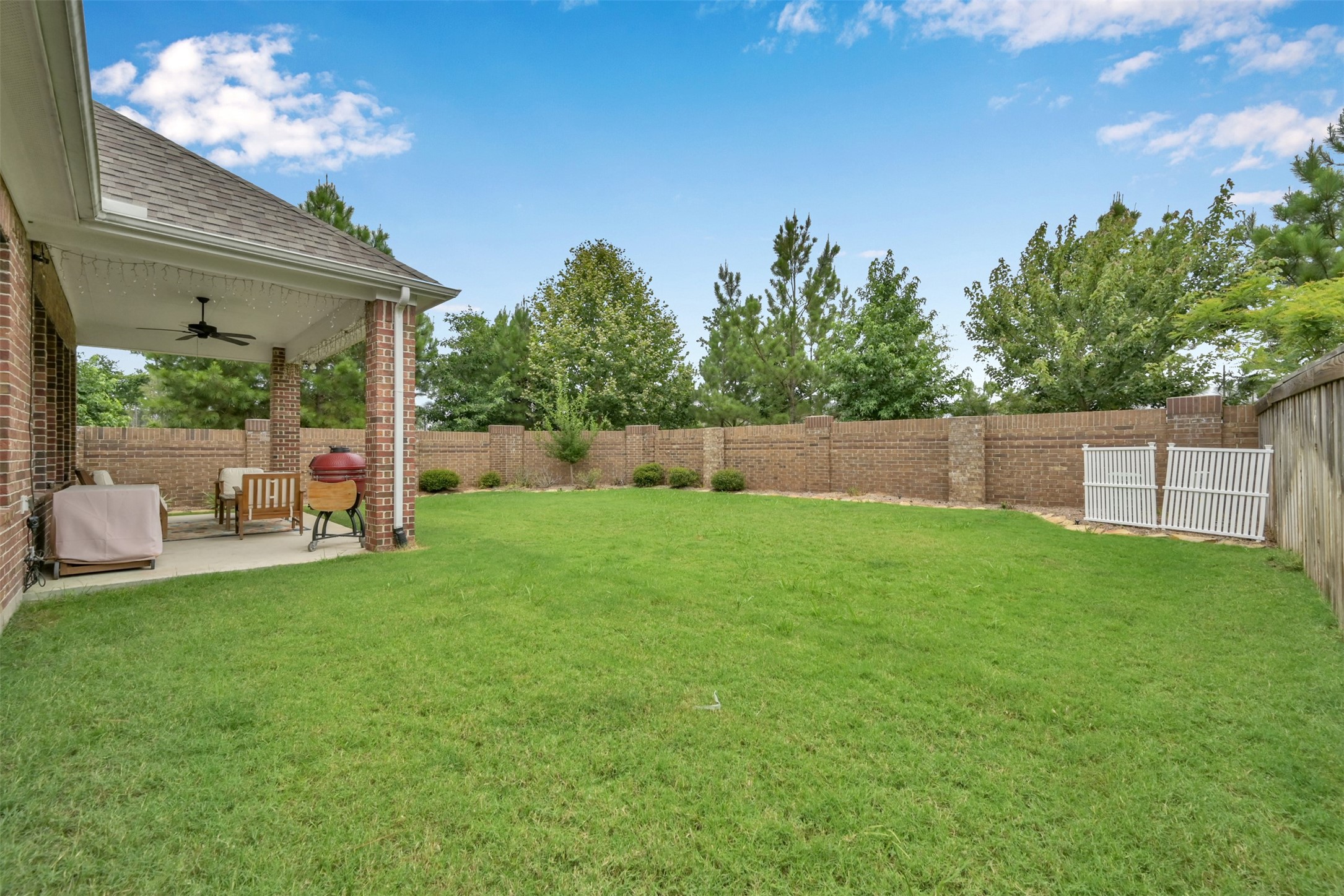4205 Grand Oaks Wind Property Photo 28