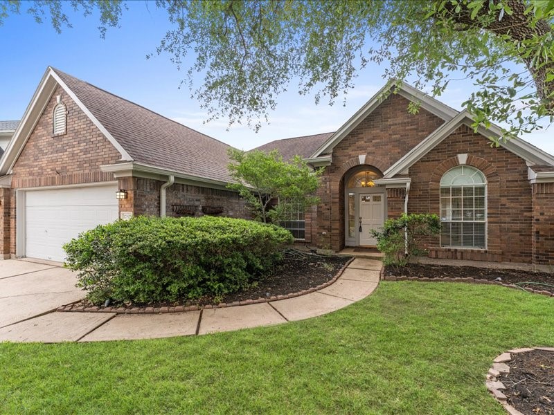17807 Scrub Oak Drive Property Photo 1