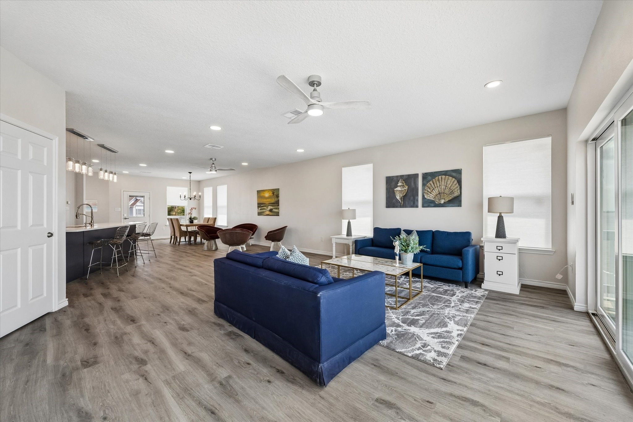 106 Quayside Drive Property Photo 3