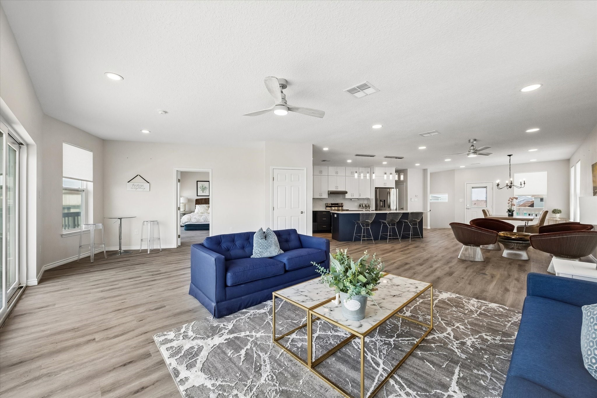 106 Quayside Drive Property Photo 4