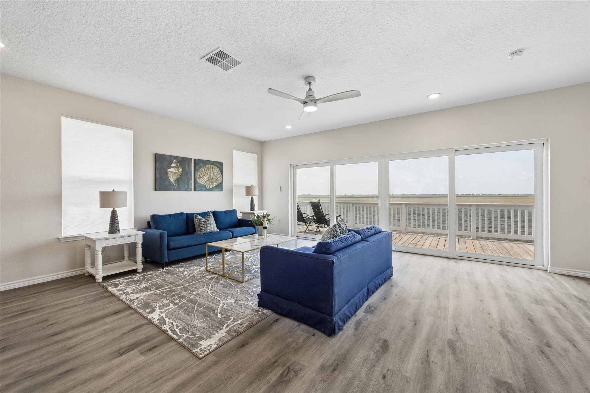 106 Quayside Drive Property Photo 6