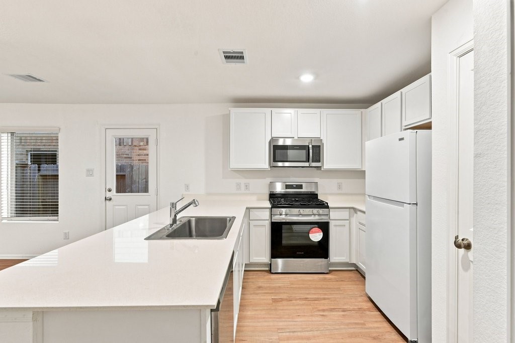 7227 Gorrion Drive Property Photo 6