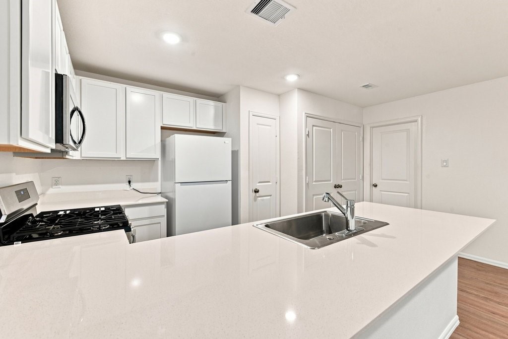 7227 Gorrion Drive Property Photo 7