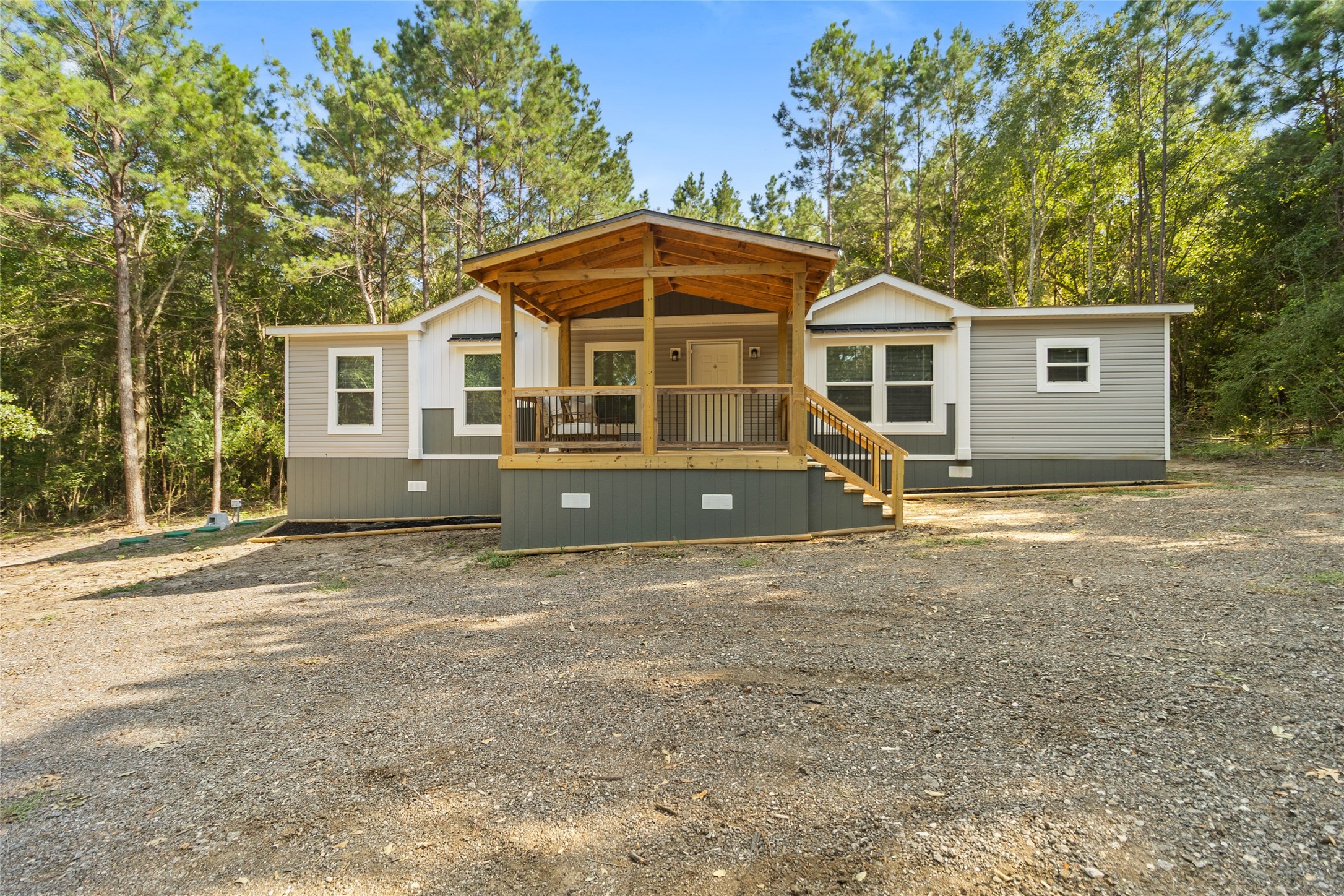1091 Harrell Road Property Photo 2