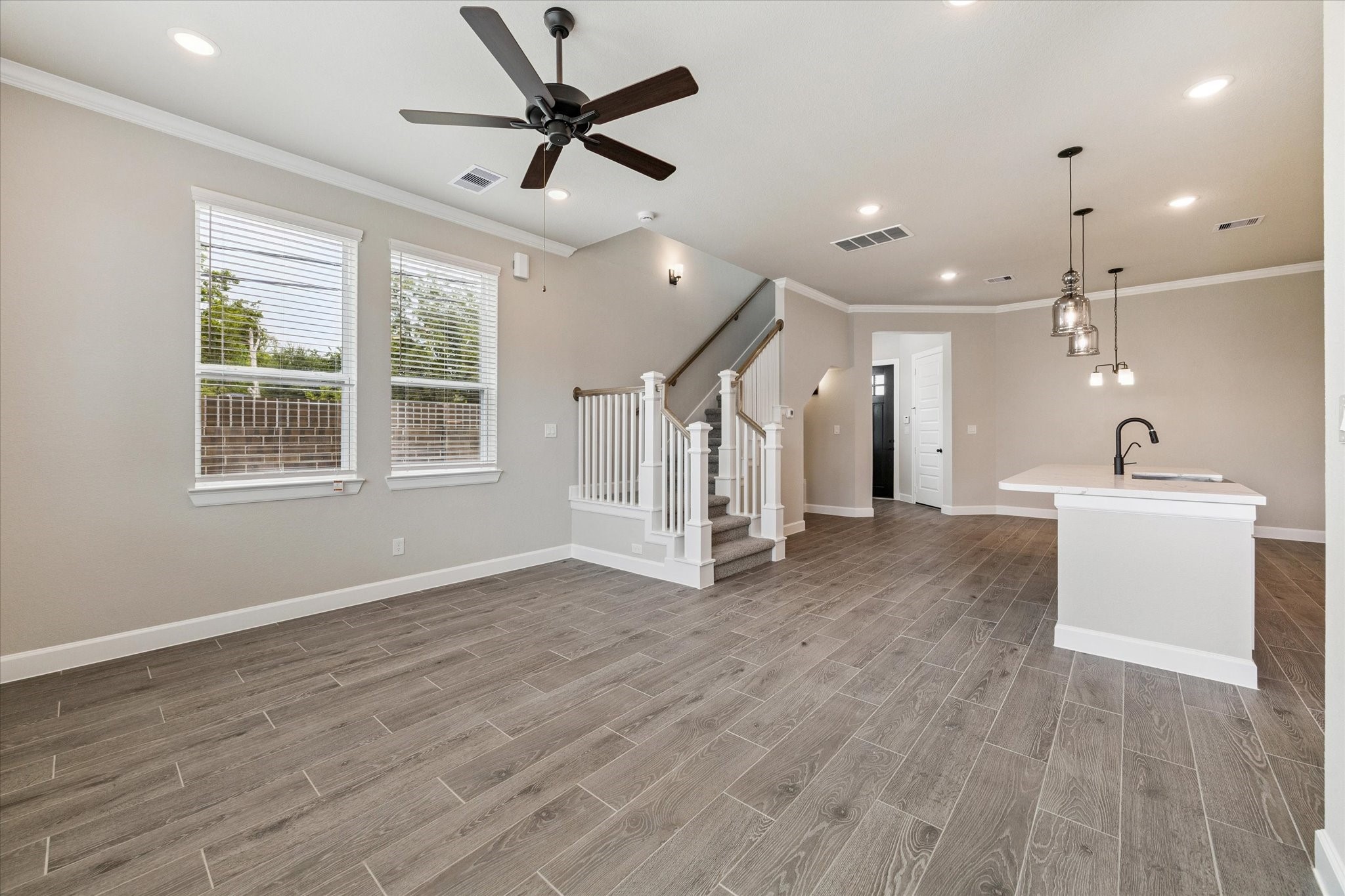 5617 Iris Harvest Drive Property Photo 4