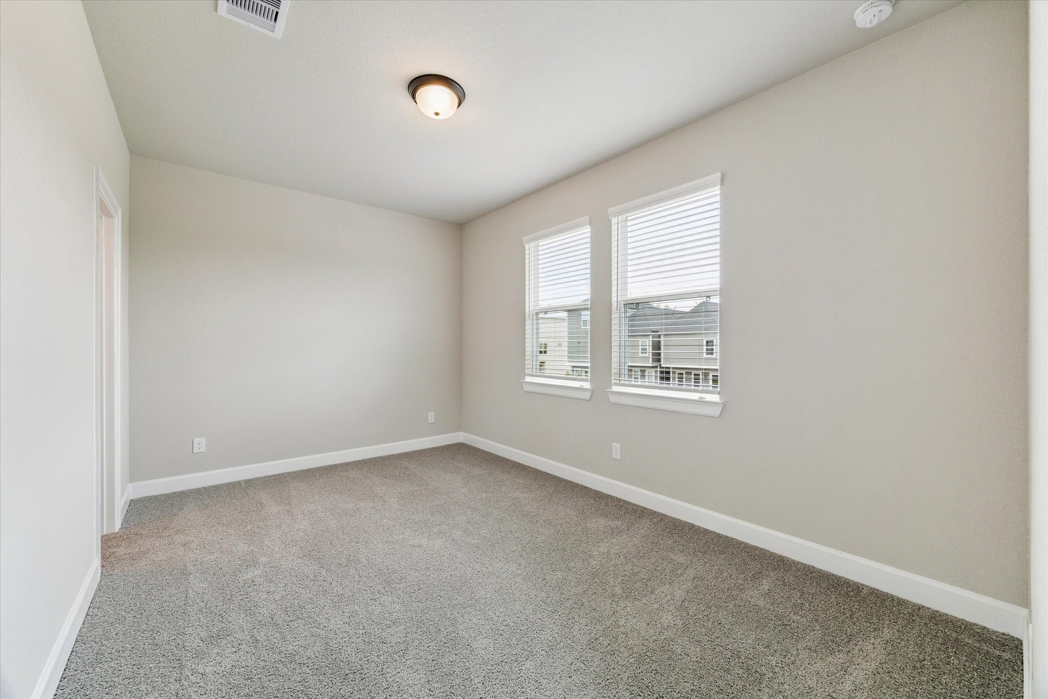 5617 Iris Harvest Drive Property Photo 9
