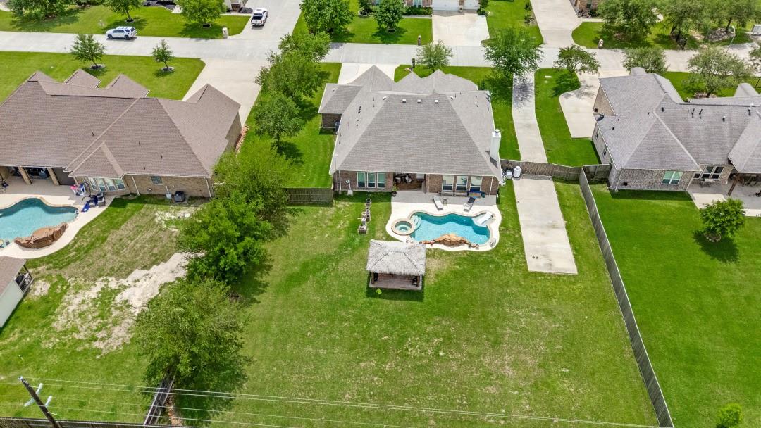 11219 Kings Point Boulevard Boulevard, Mont Belvieu Tx 77535 Property Photo 45