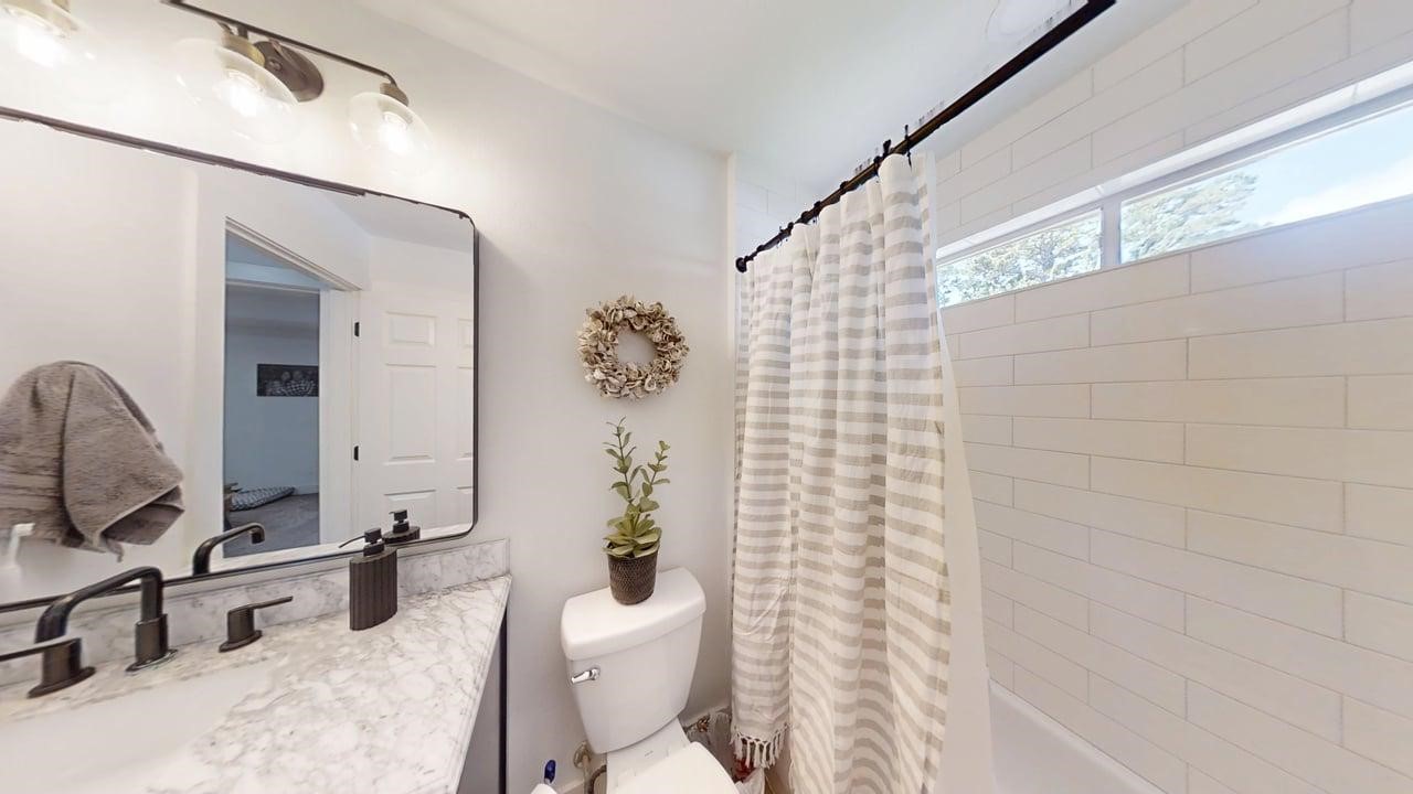 13934 Dolphin Drive Property Photo 21