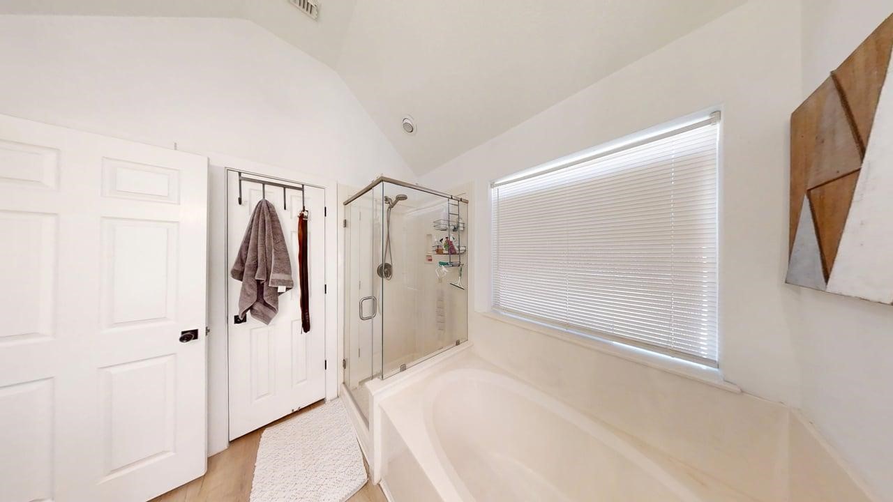 13934 Dolphin Drive Property Photo 25