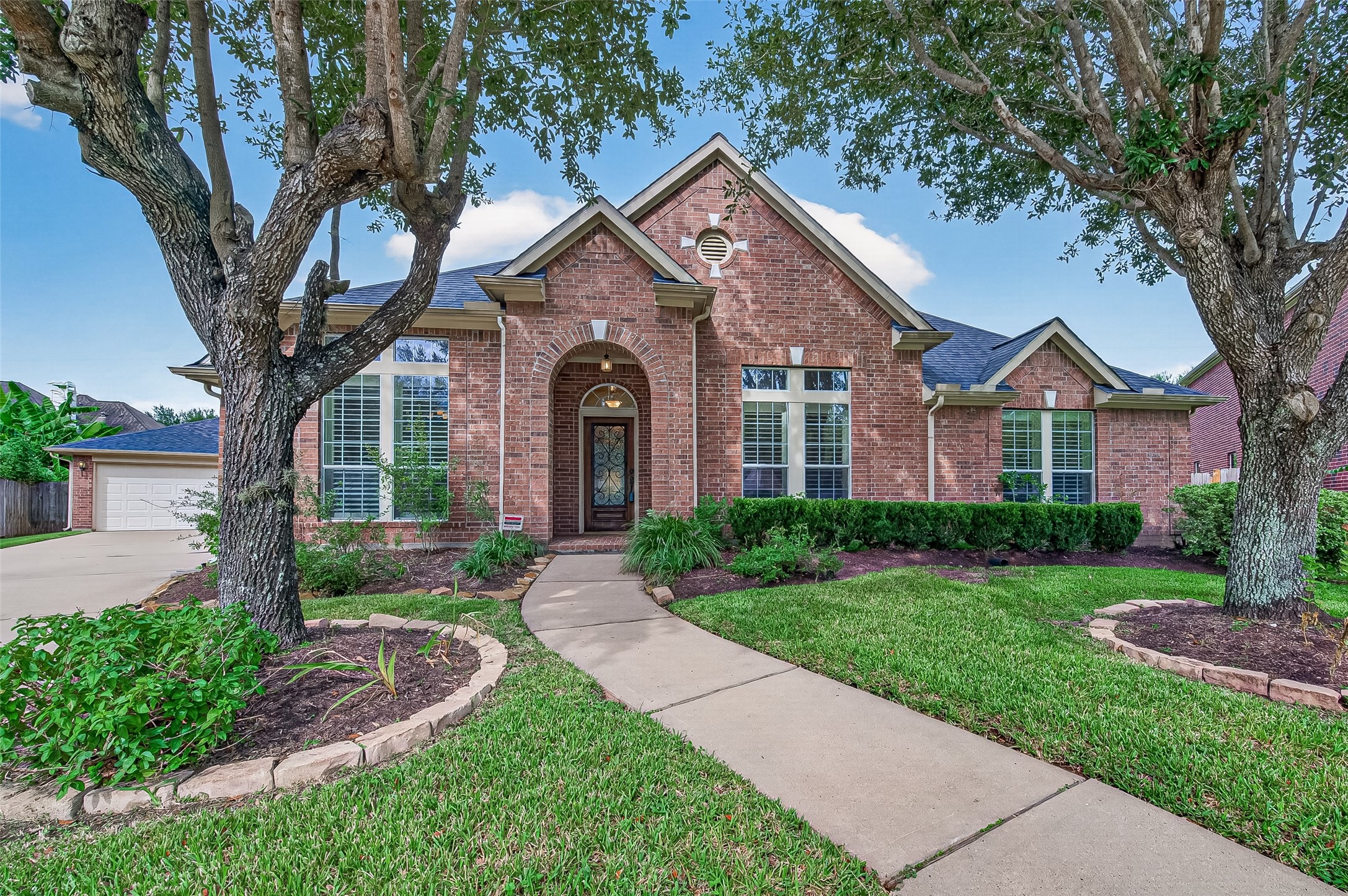 5242 Fountainbrook Lane Property Photo