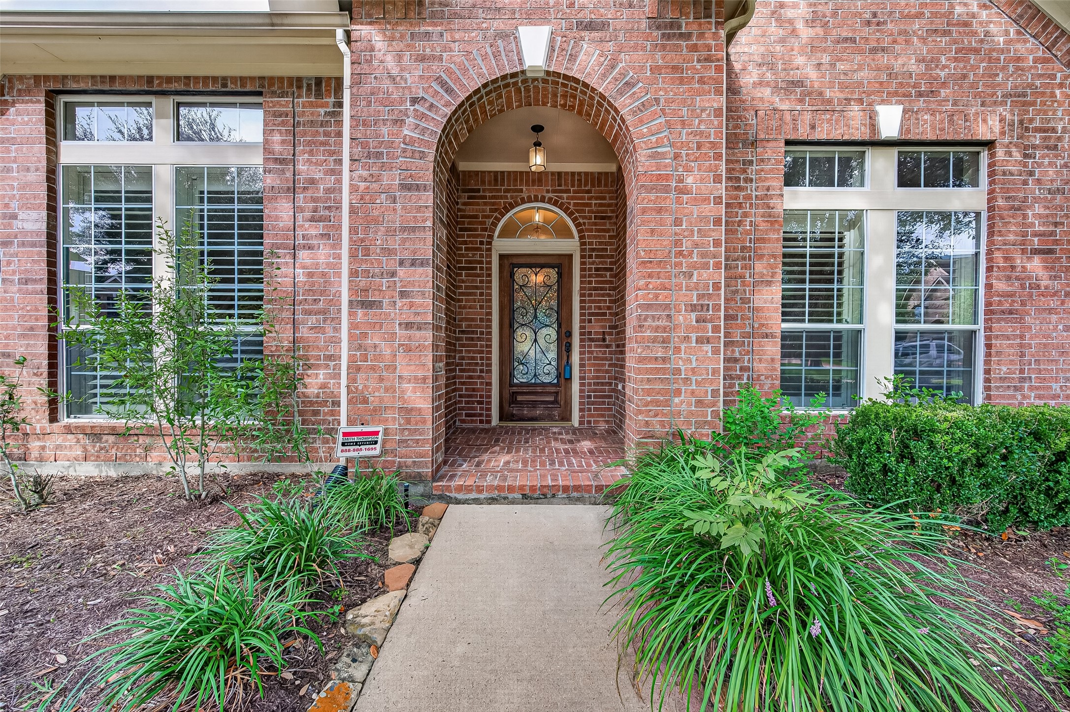 5242 Fountainbrook Lane Property Photo 6