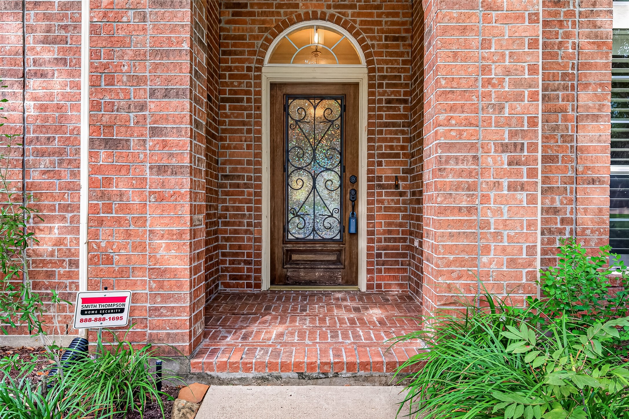 5242 Fountainbrook Lane Property Photo 7
