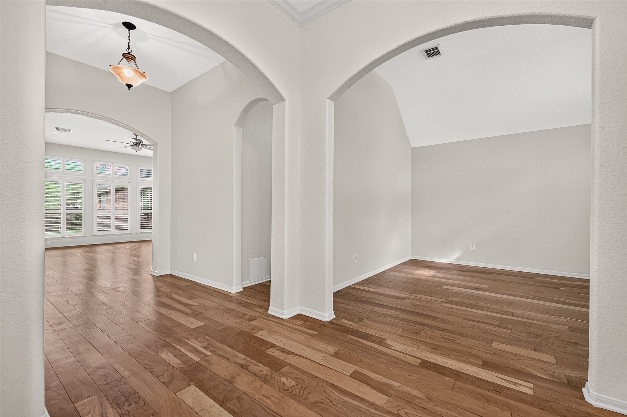 5242 Fountainbrook Lane Property Photo 10