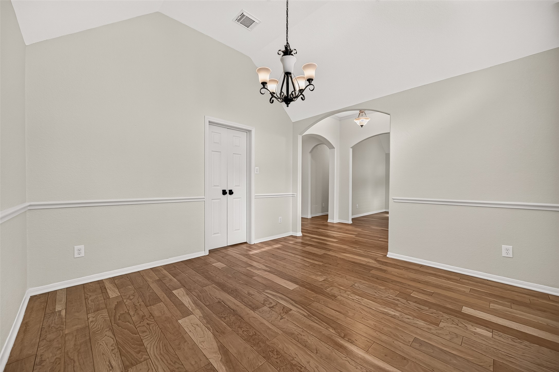 5242 Fountainbrook Lane Property Photo 15